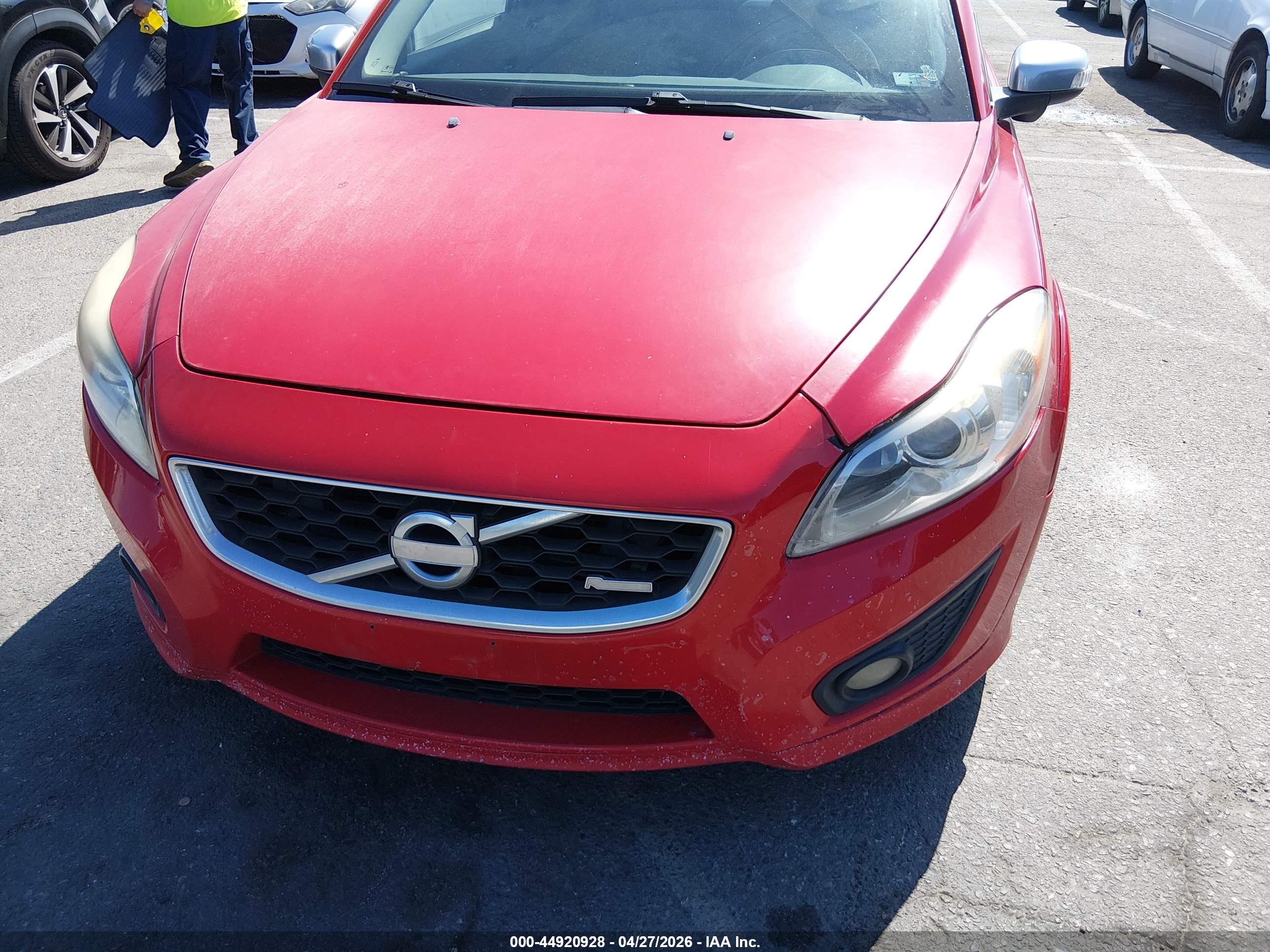 VOLVO C30 image 6