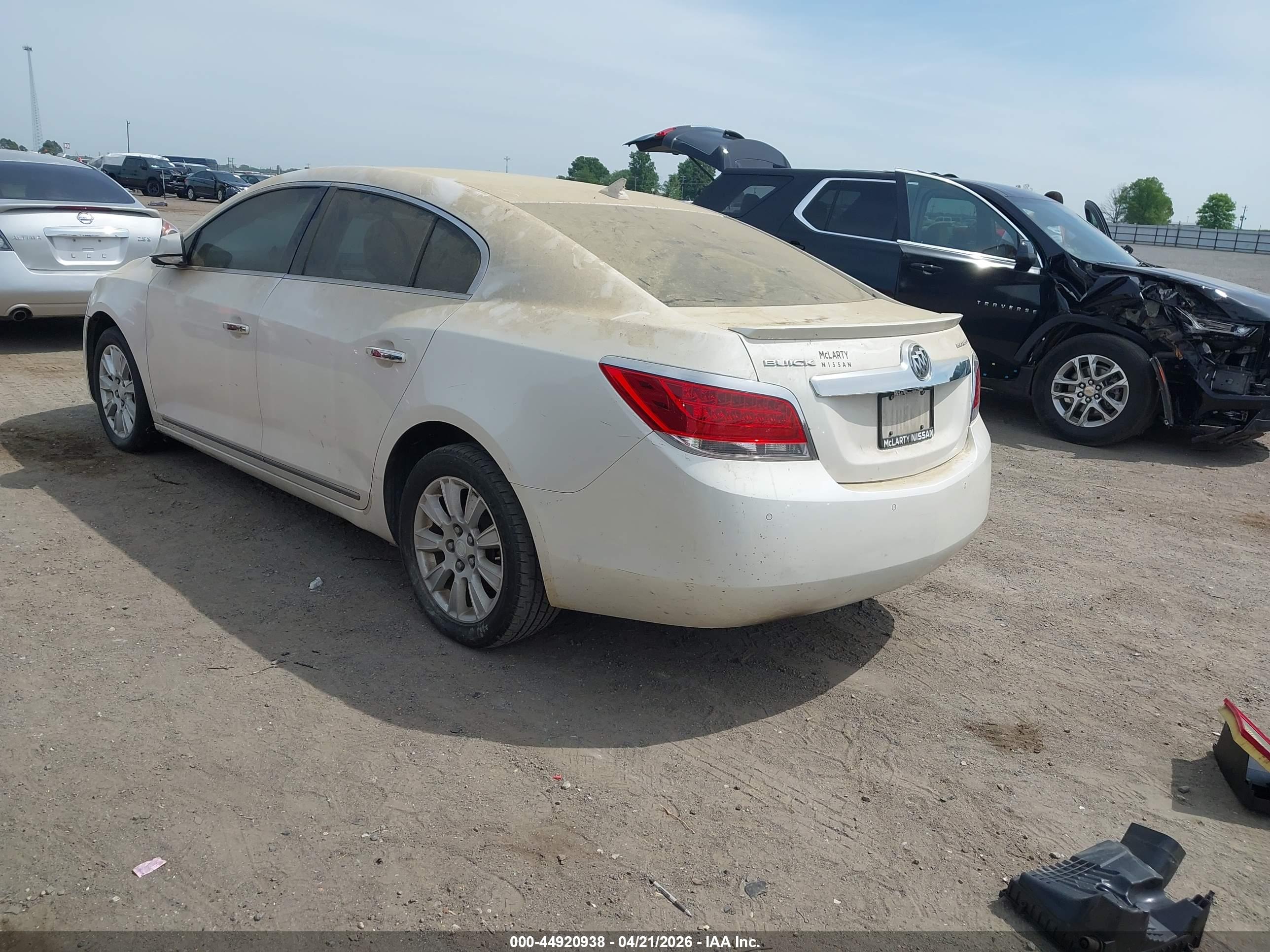 BUICK LACROSSE image 3