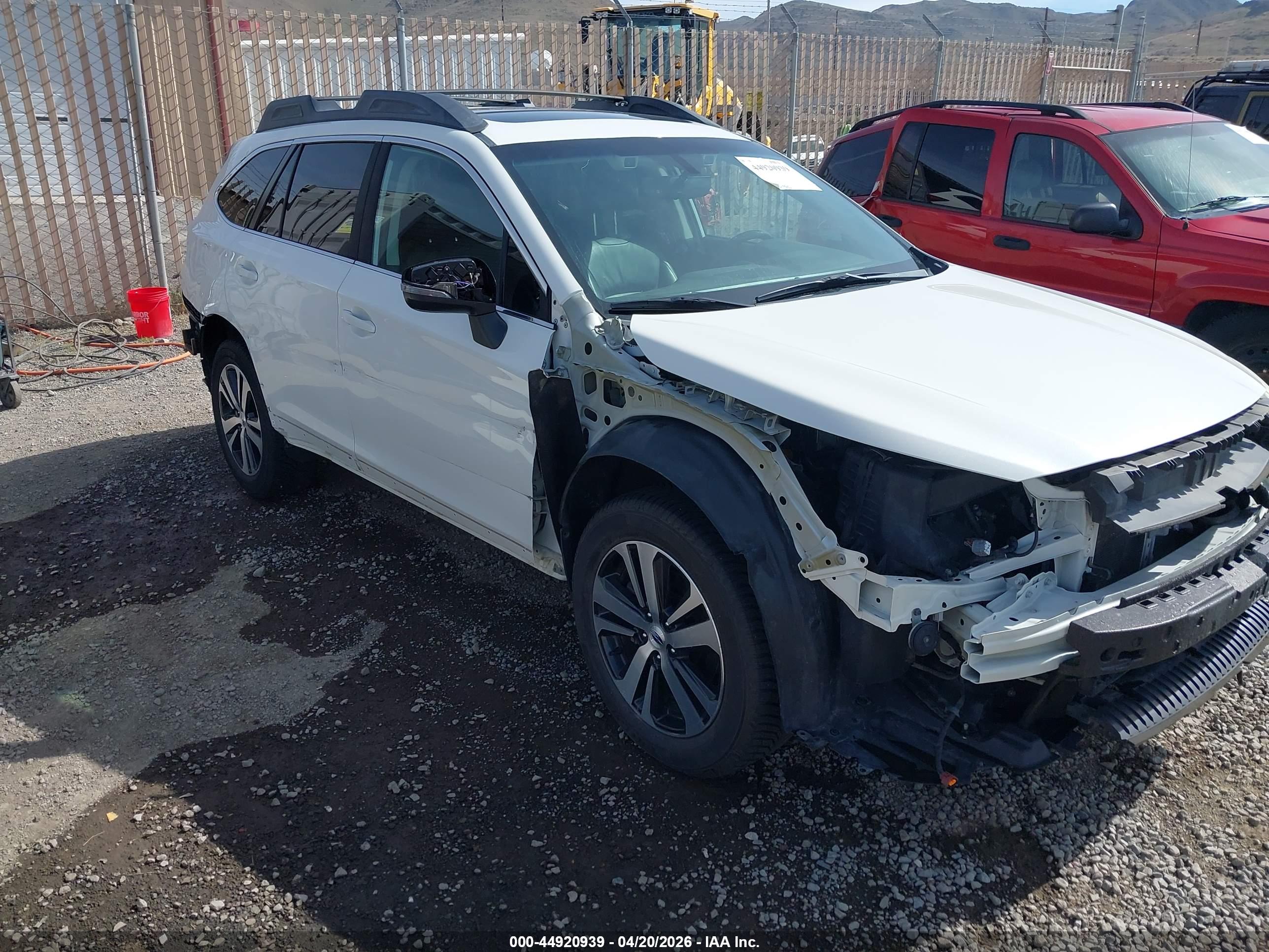 SUBARU OUTBACK image 6