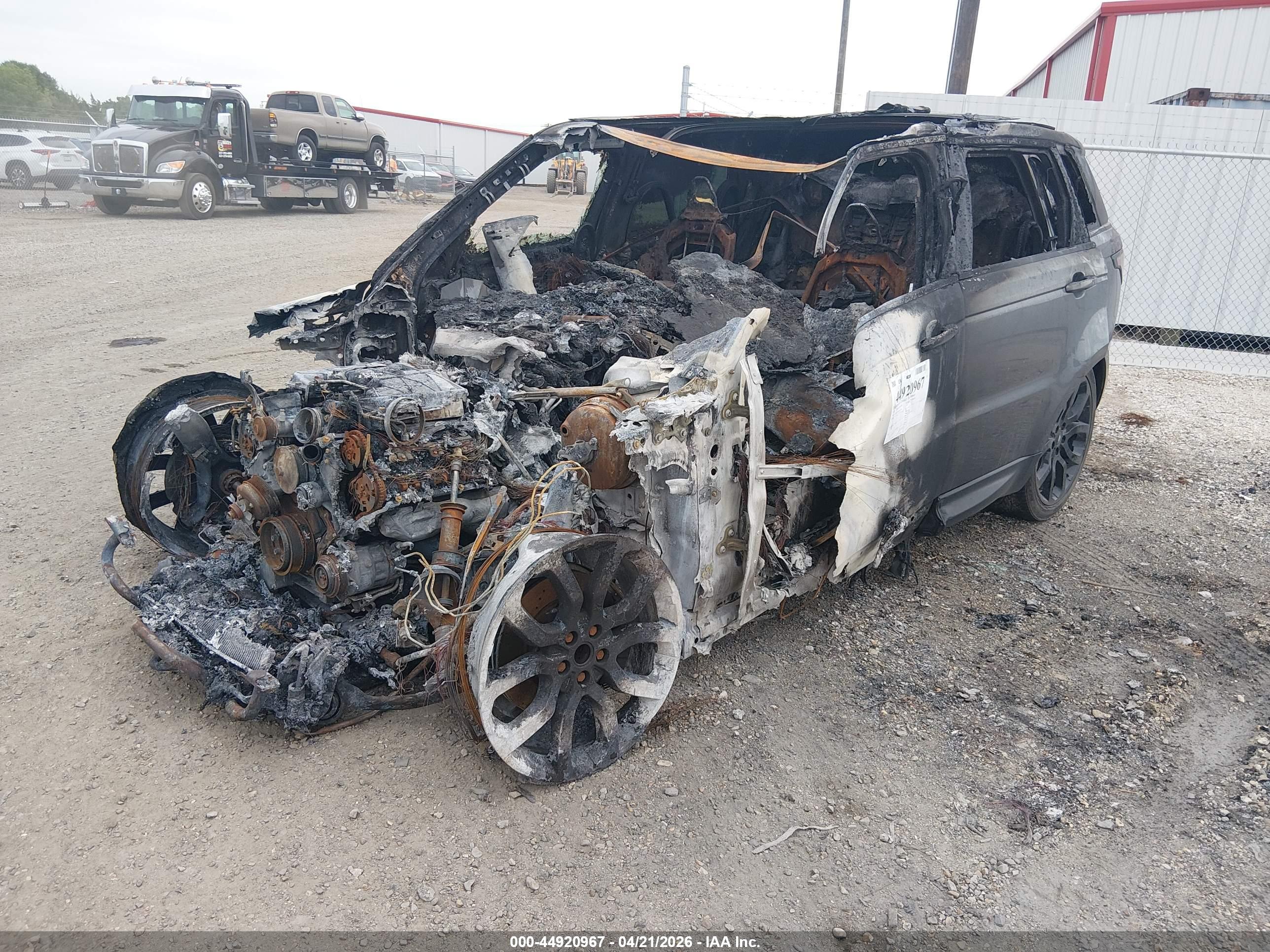 LAND ROVER image 2