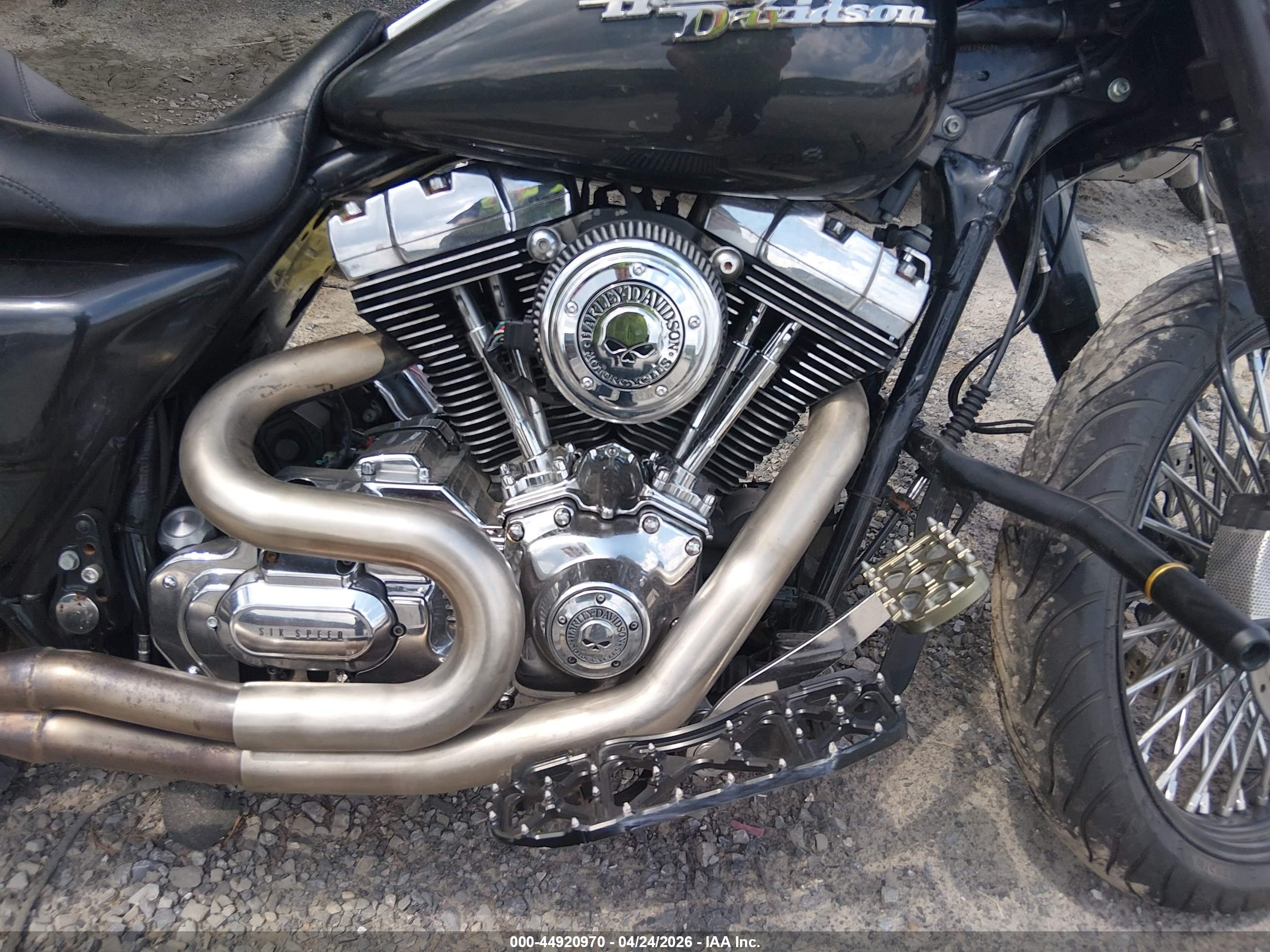 HARLEY-DAVIDSON FLHX image 8