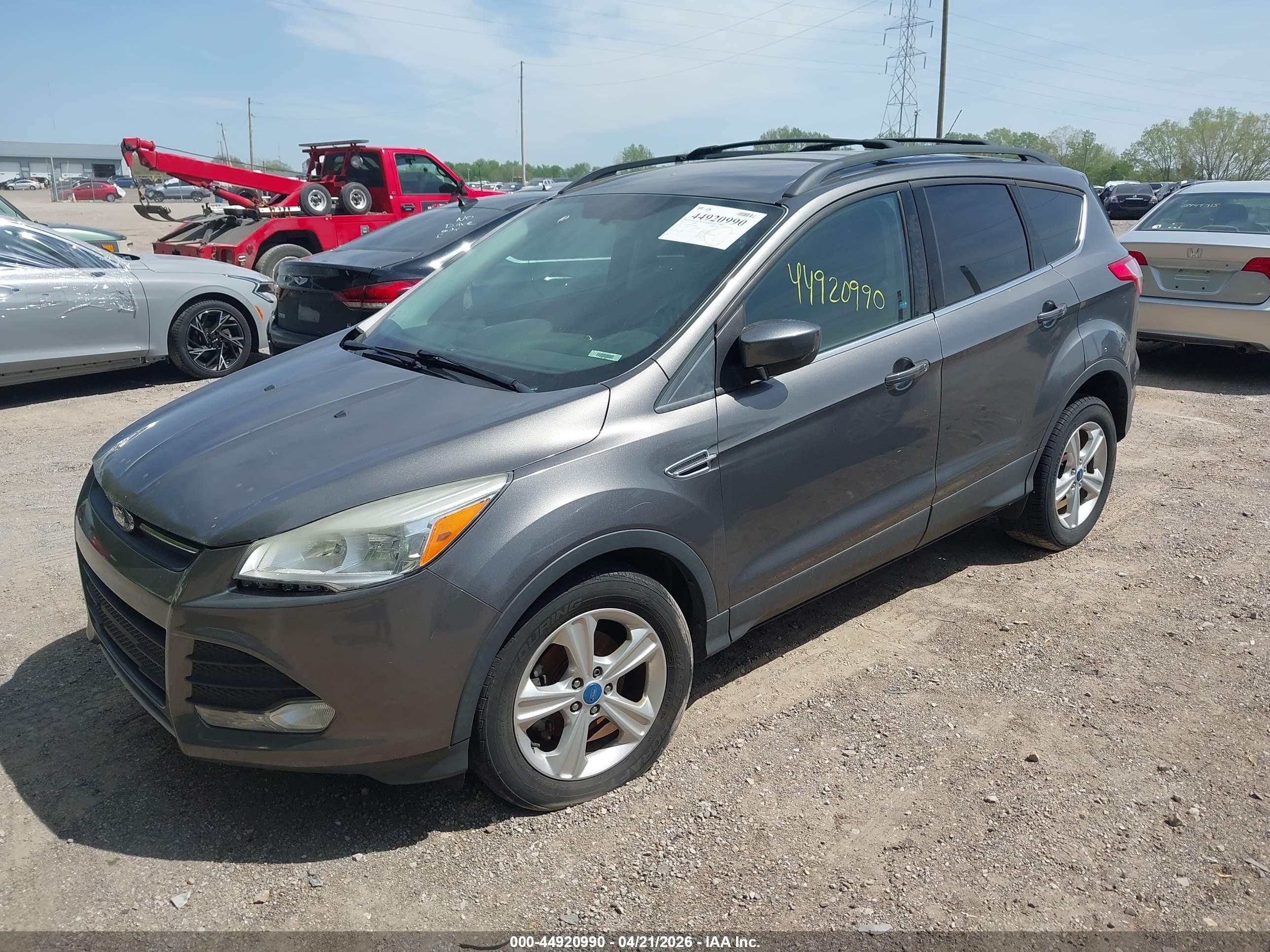 FORD ESCAPE image 2