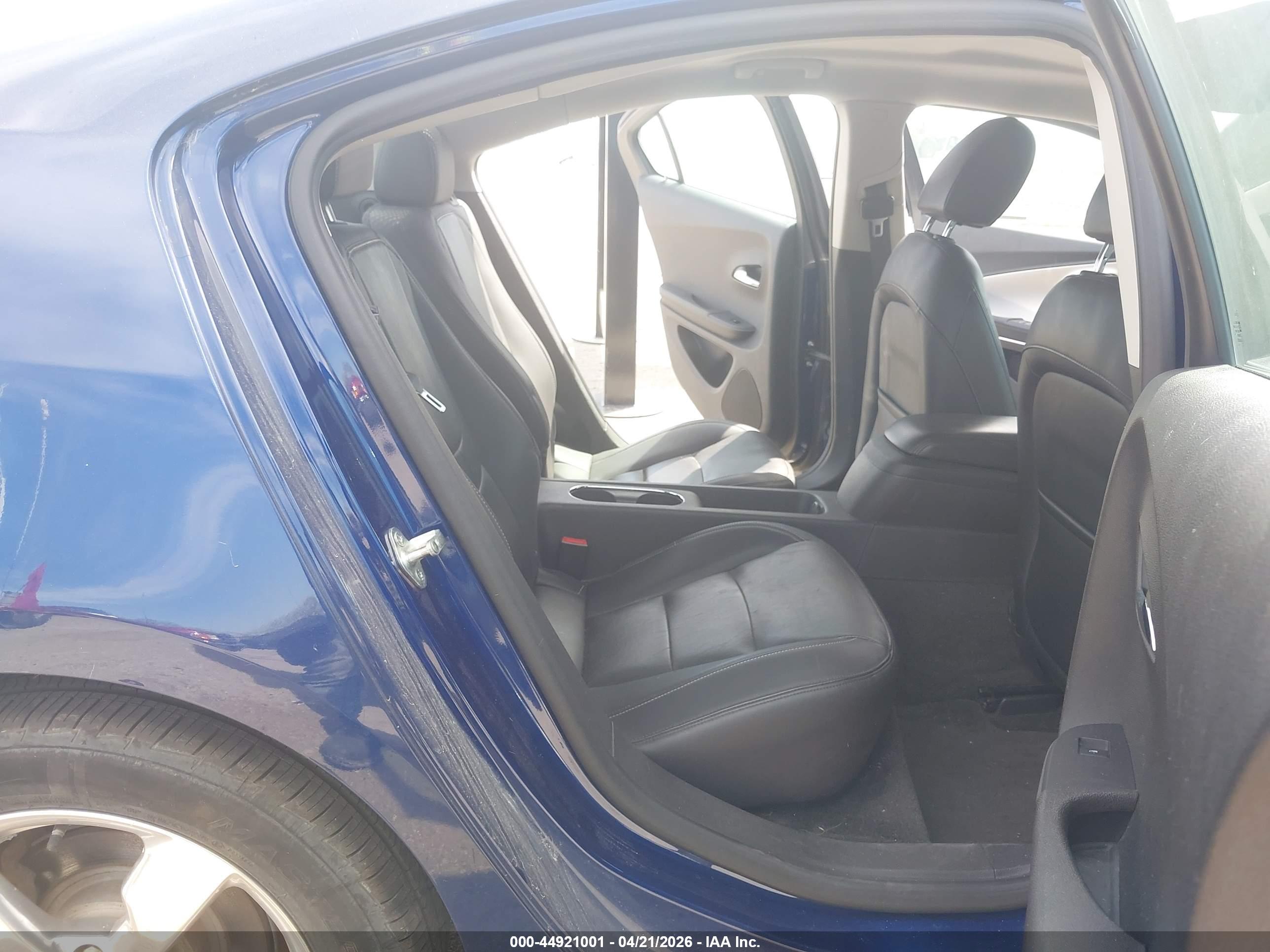 CHEVROLET VOLT image 8
