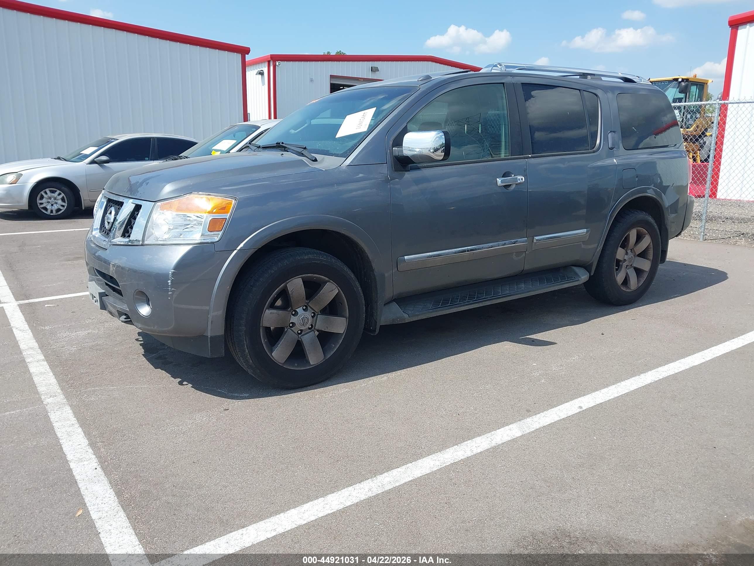 NISSAN ARMADA image 2