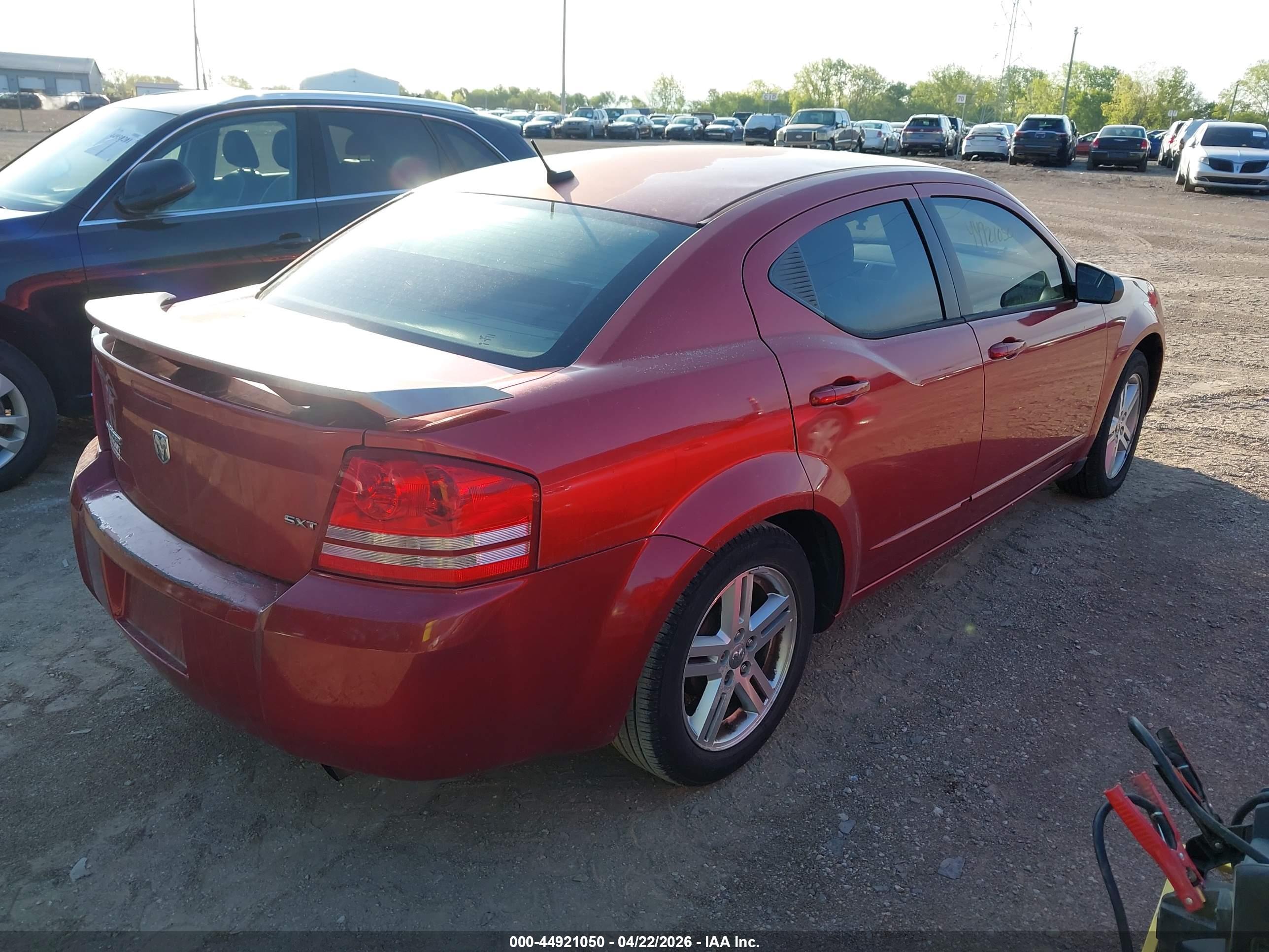 DODGE AVENGER image 4