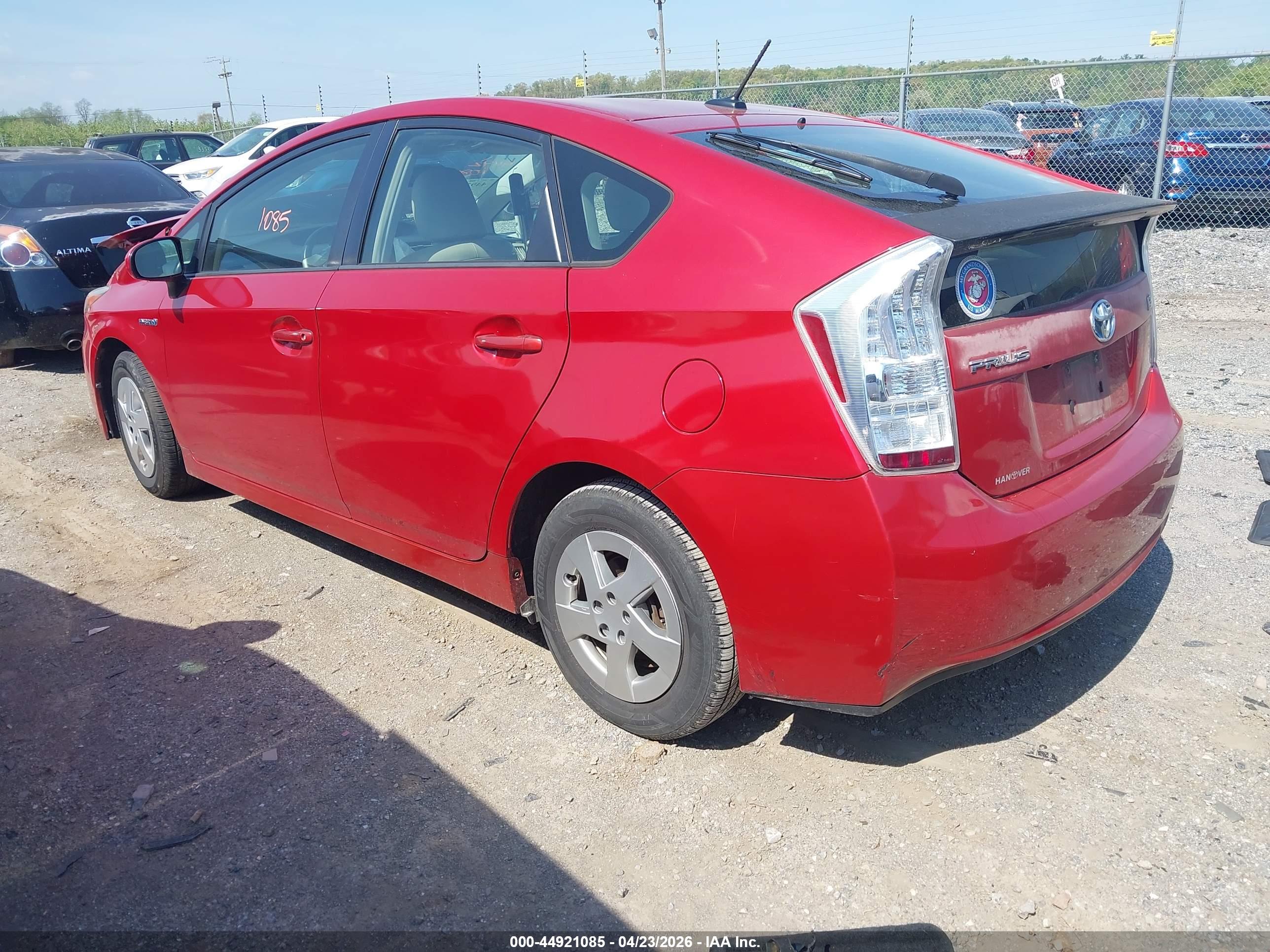 TOYOTA PRIUS image 3