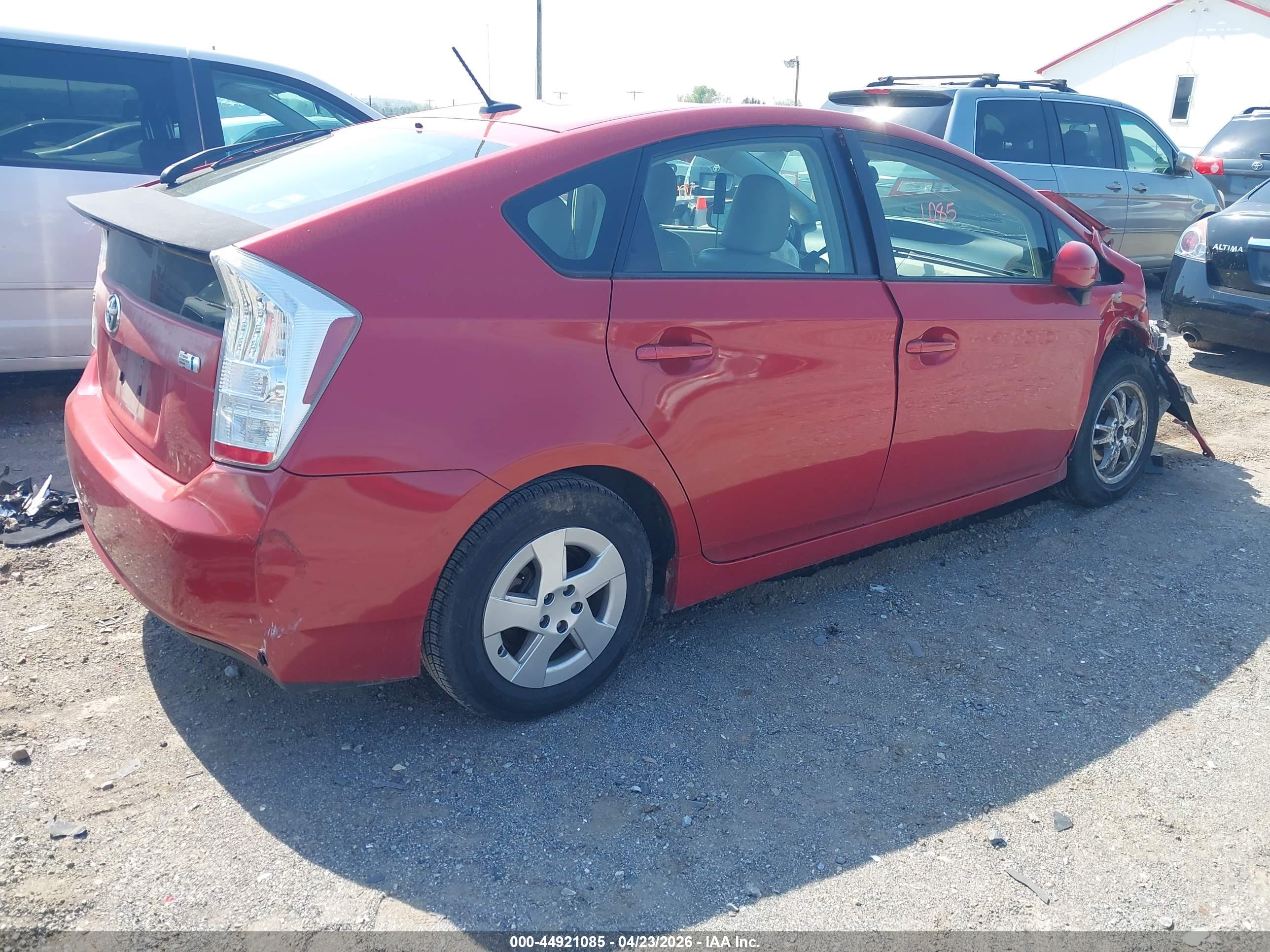 TOYOTA PRIUS image 4