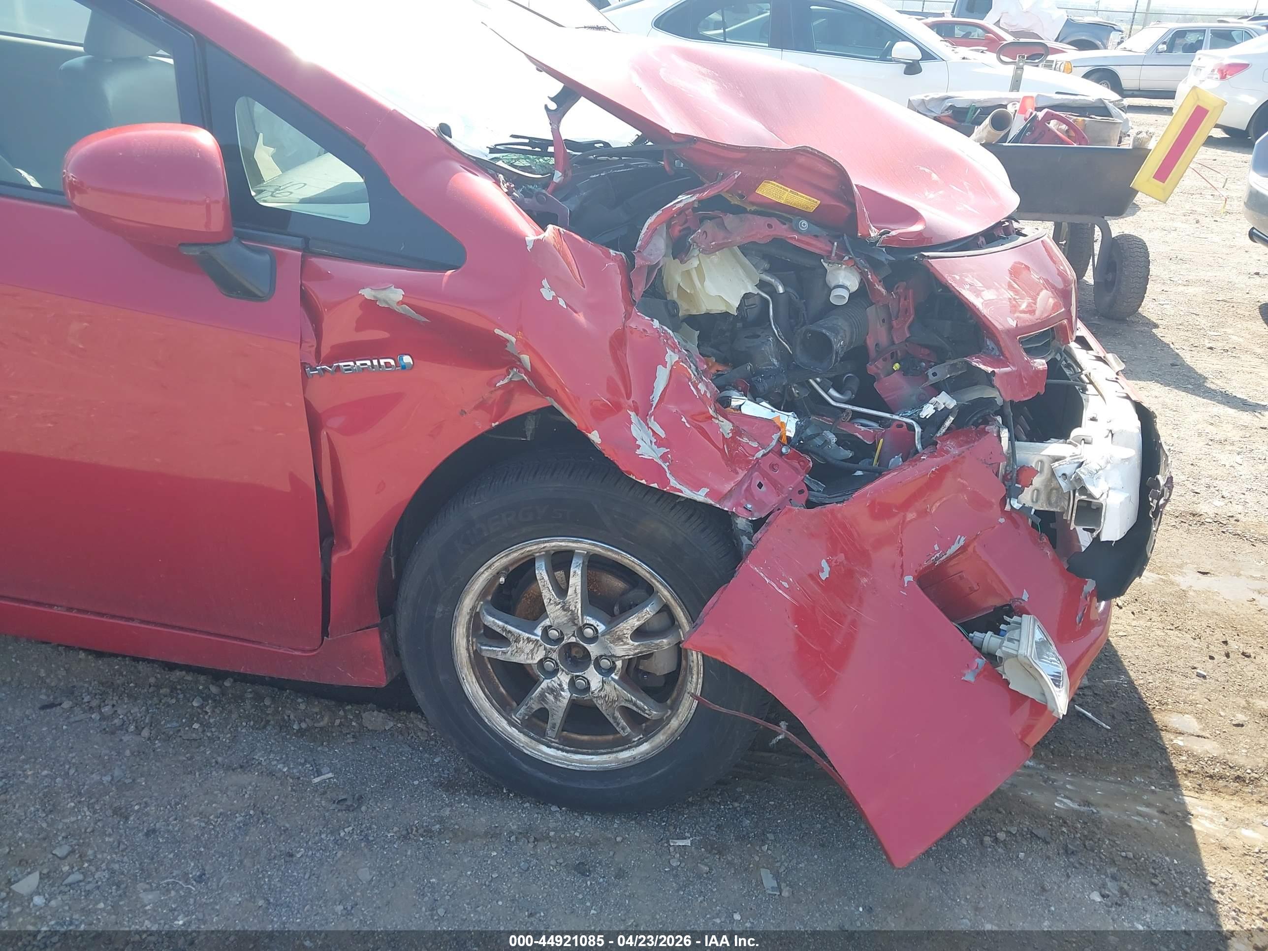 TOYOTA PRIUS image 6