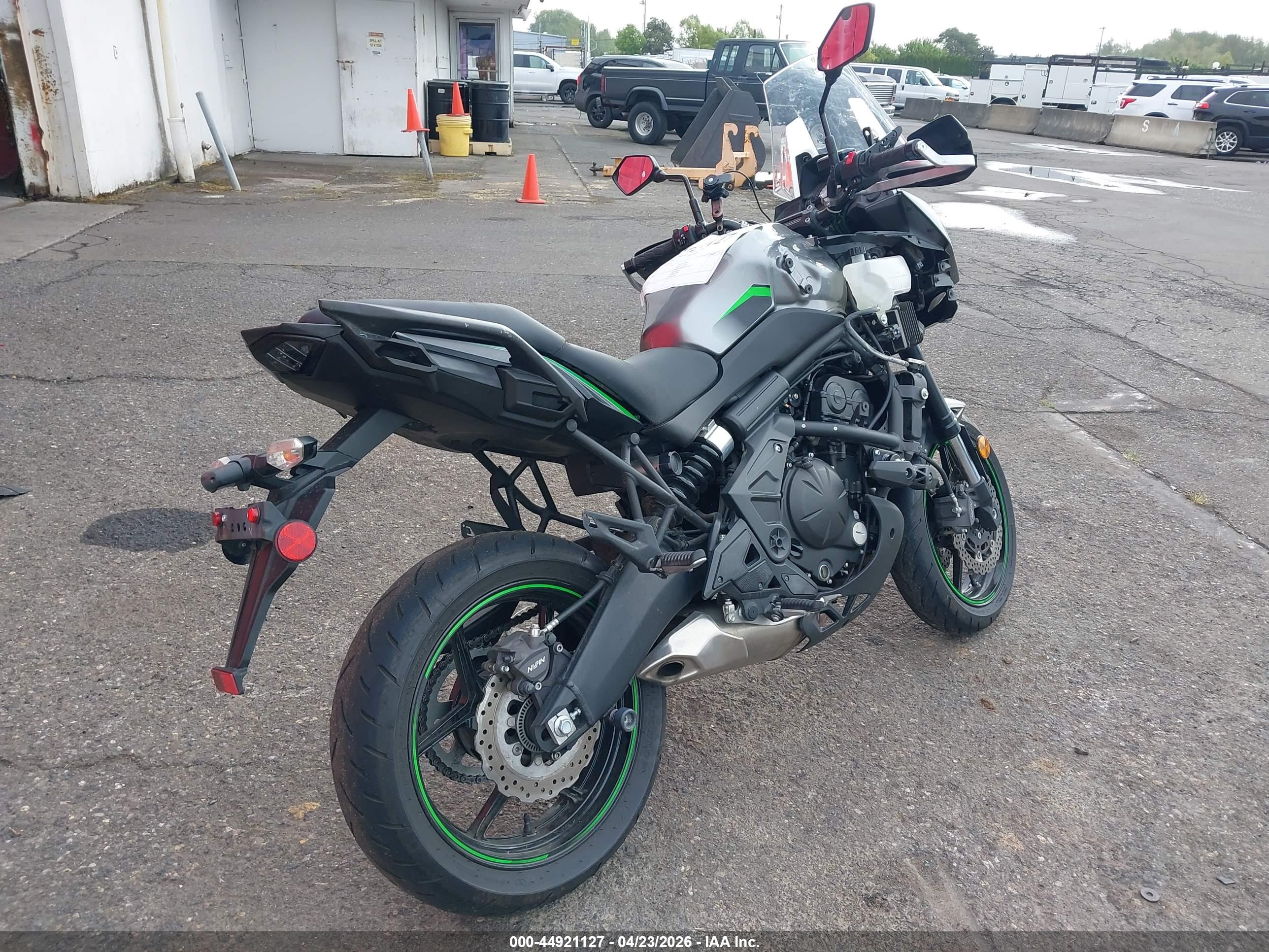 KAWASAKI KLE650 image 4