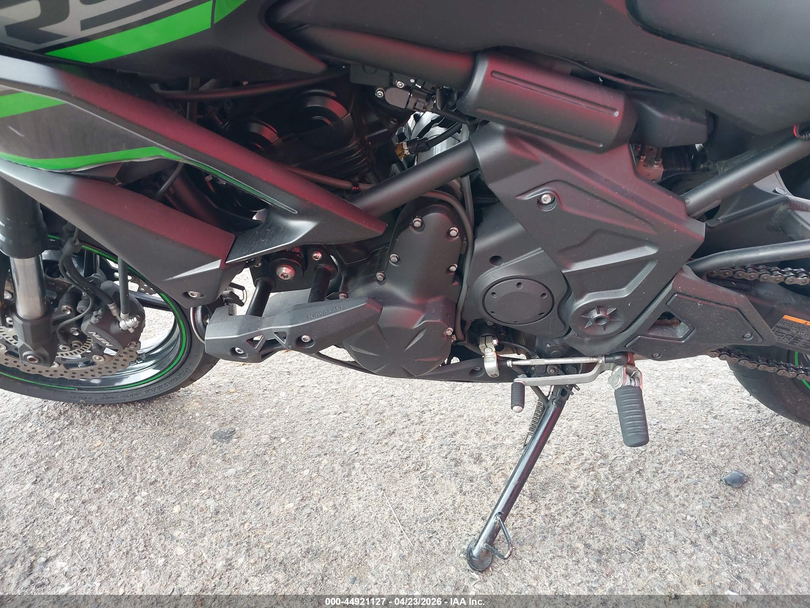 KAWASAKI KLE650 image 9