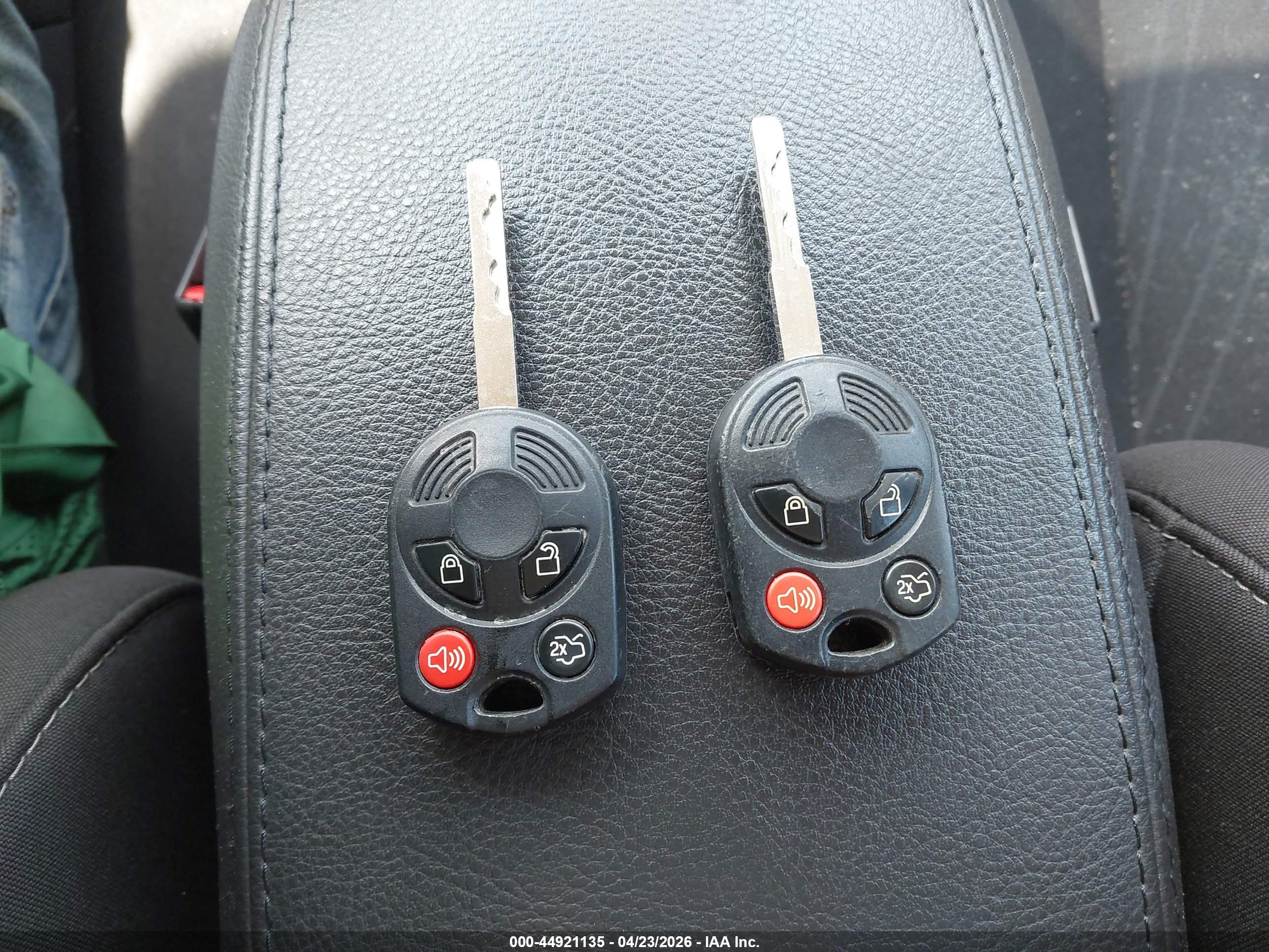 FORD FOCUS image 11