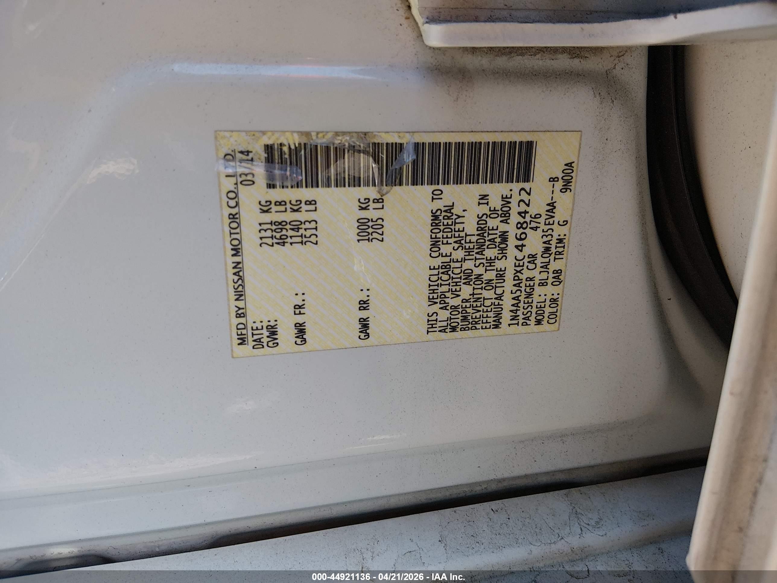 NISSAN MAXIMA image 9