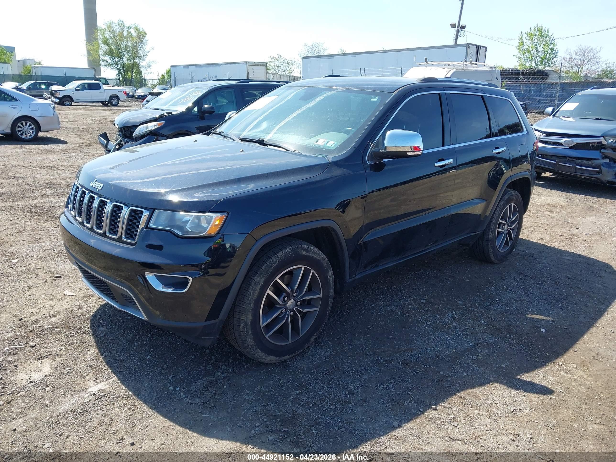 JEEP GRAND image 2