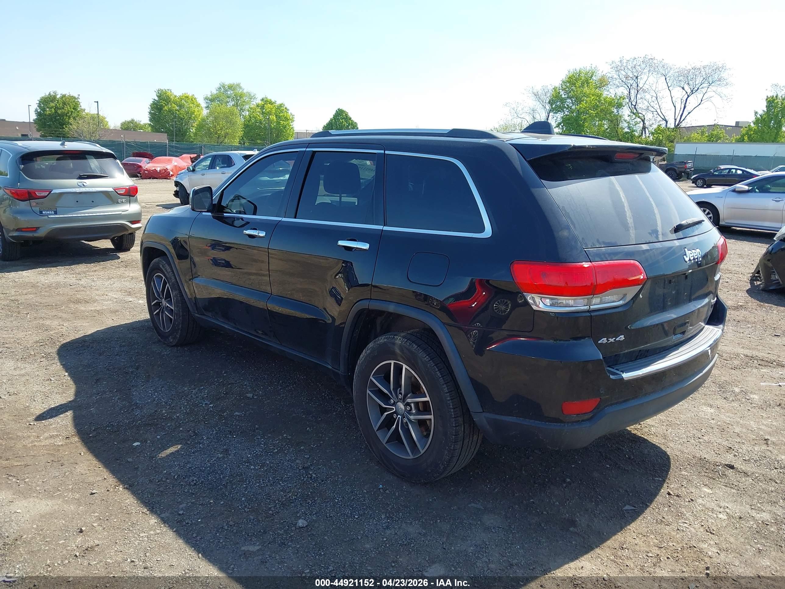 JEEP GRAND image 3