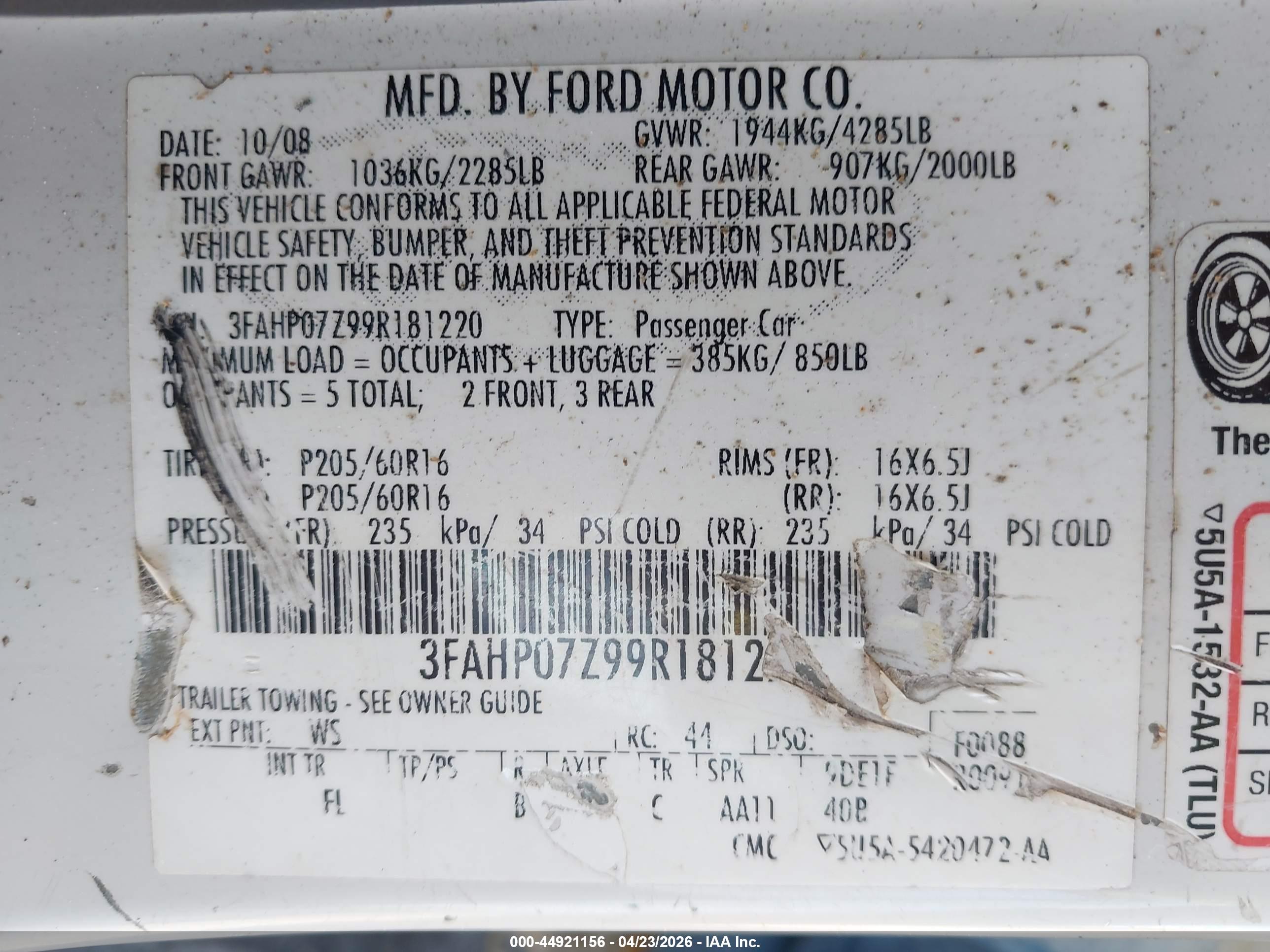 FORD FUSION image 9