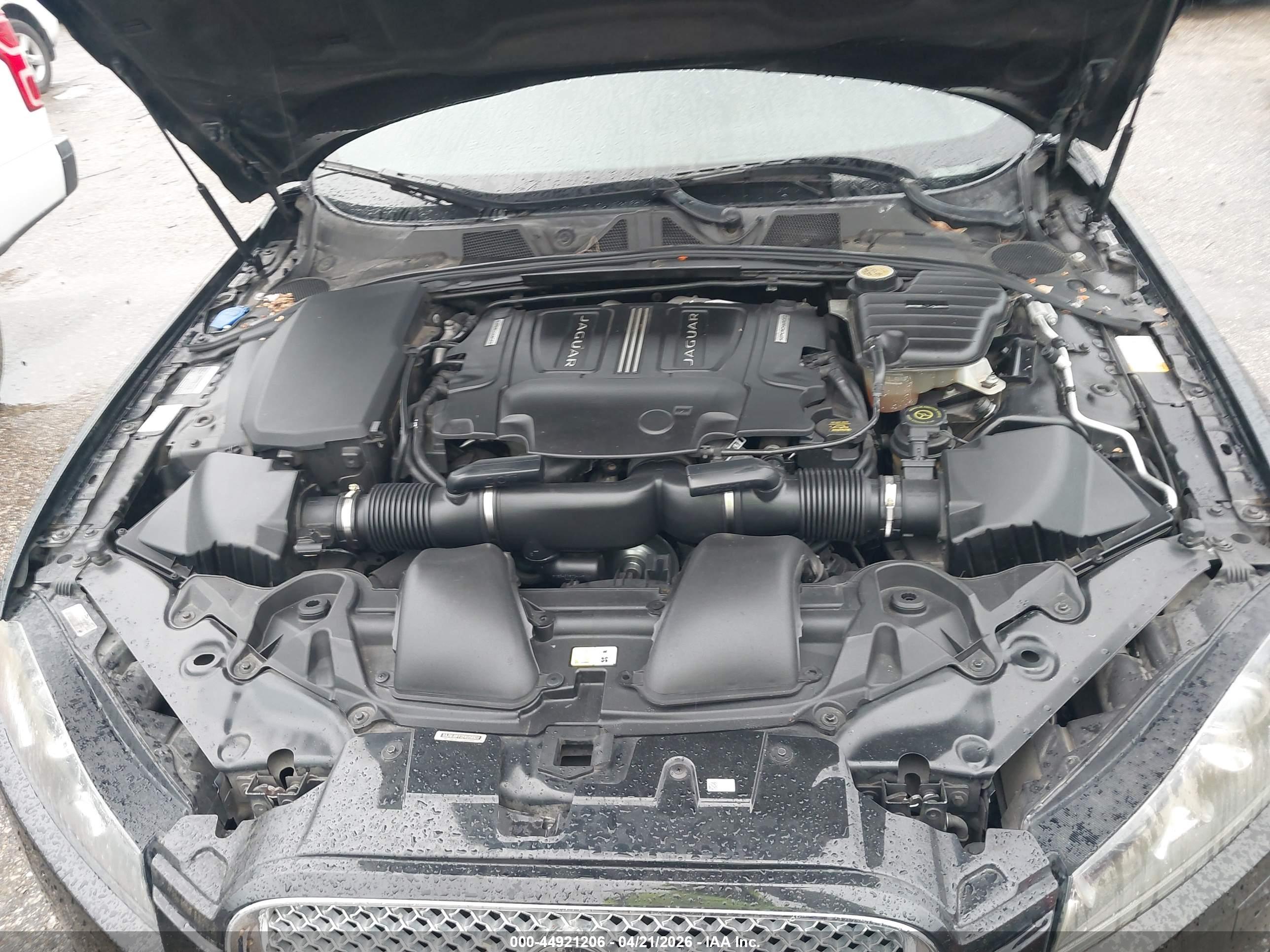 JAGUAR XF image 10
