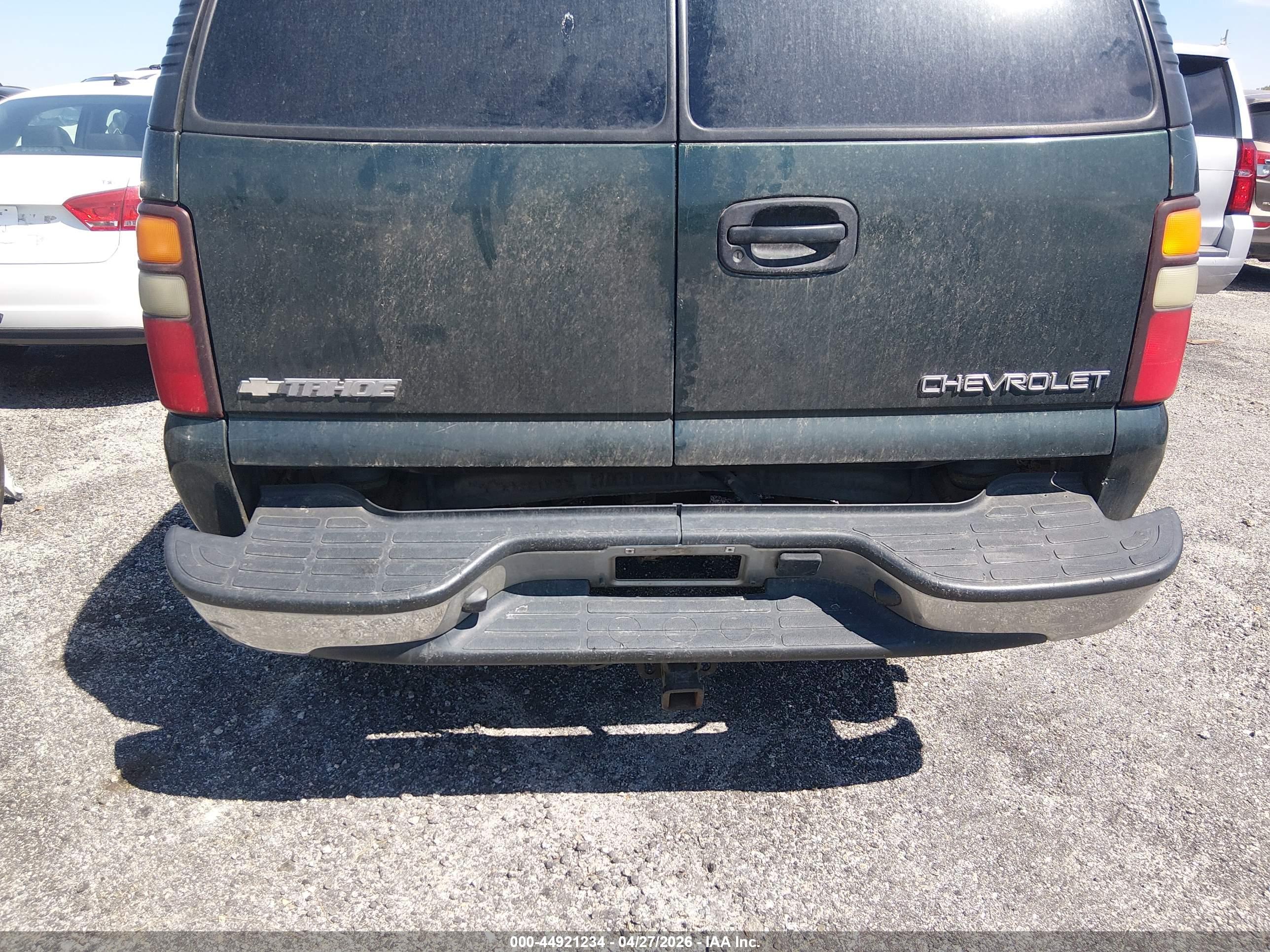 CHEVROLET TAHOE image 6