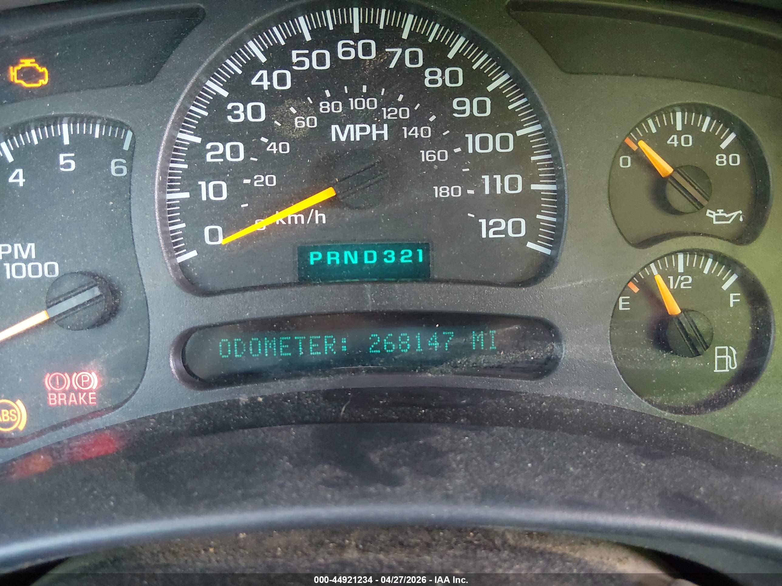 CHEVROLET TAHOE image 7