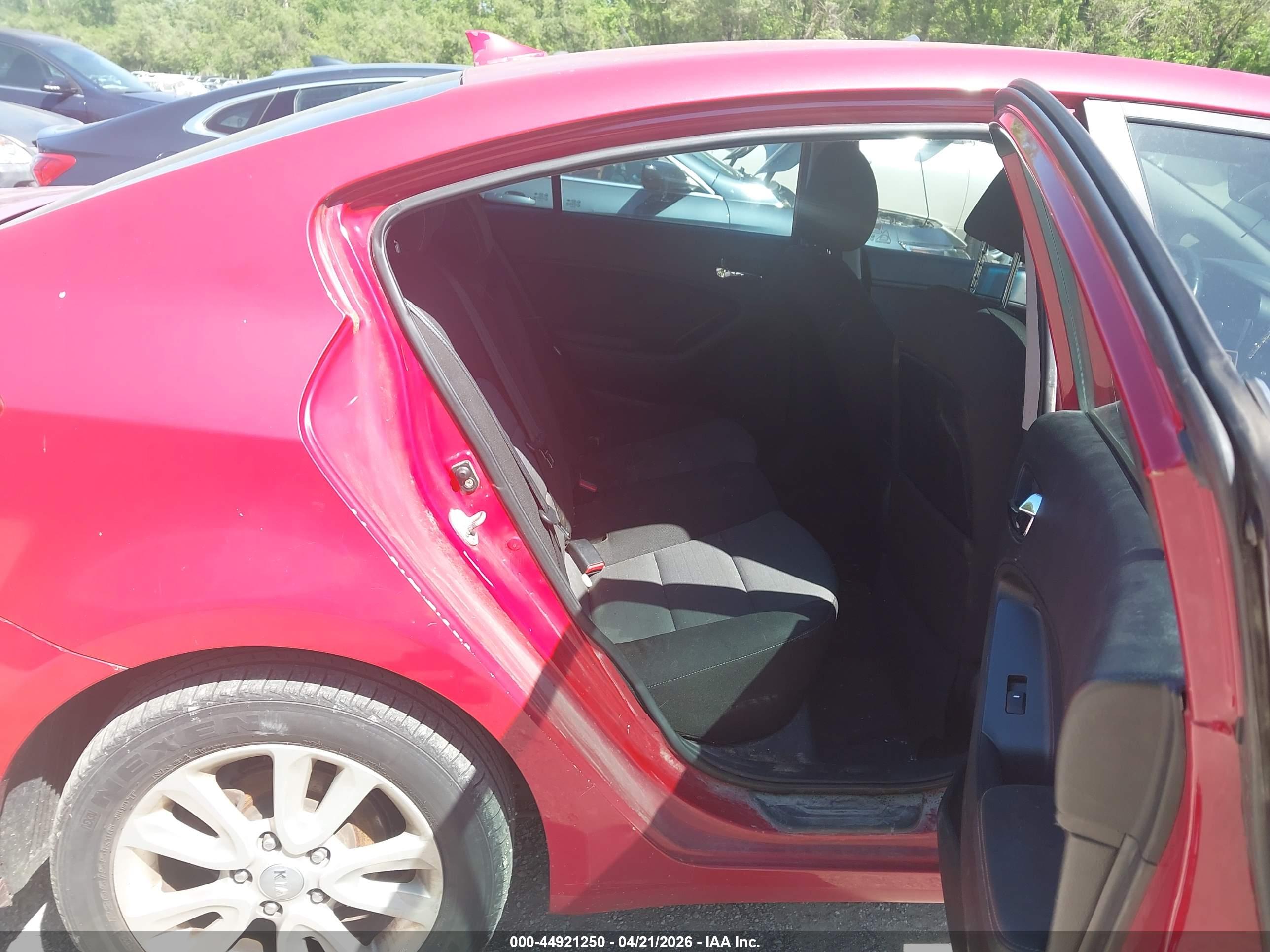 KIA FORTE image 8