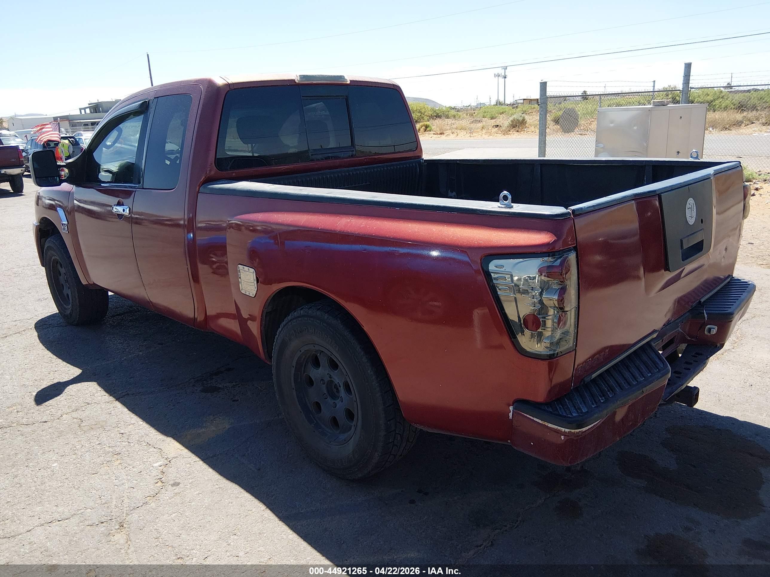 NISSAN TITAN image 3