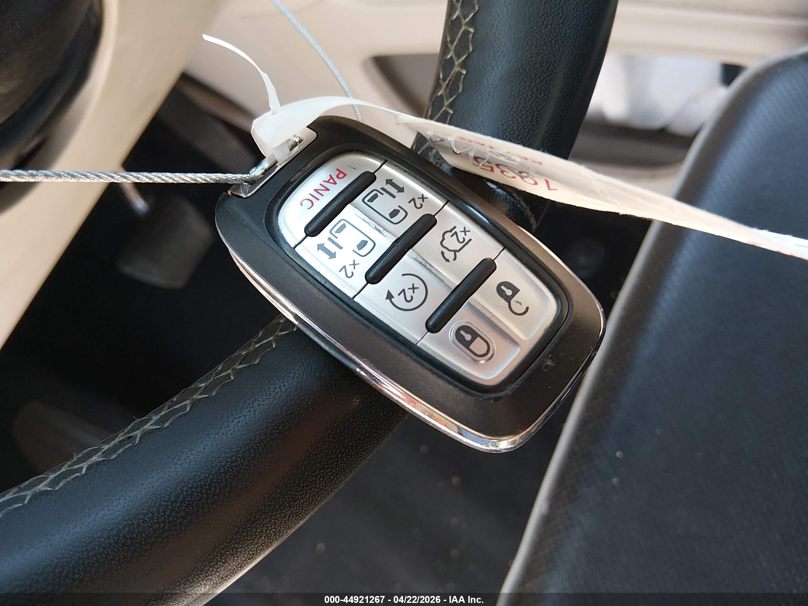 CHRYSLER PACIFICA image 11