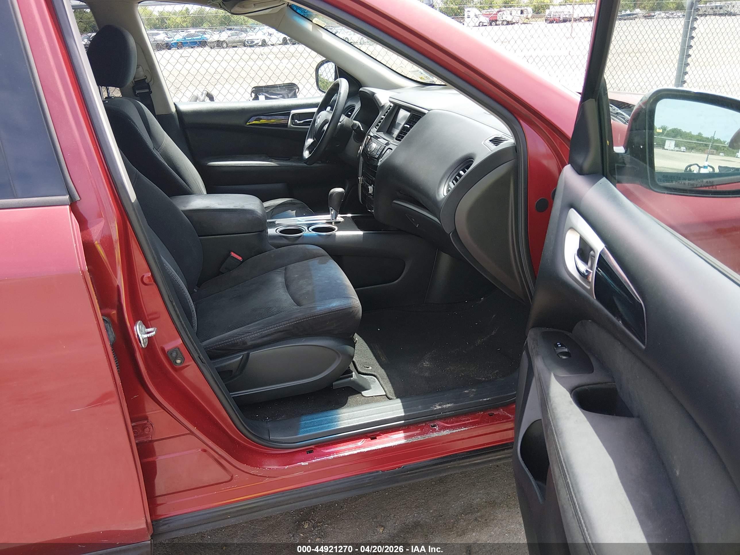 NISSAN PATHFINDER image 5