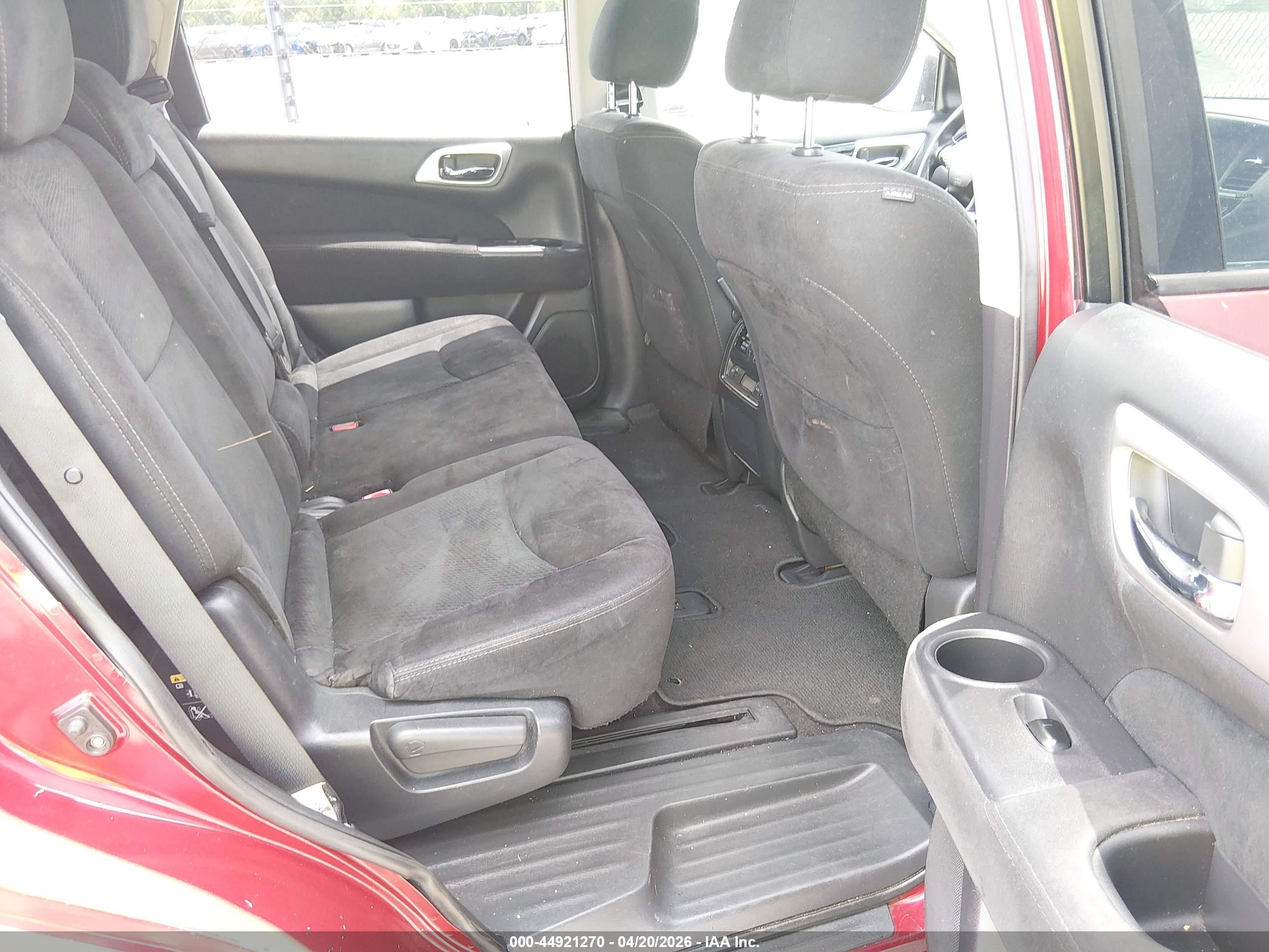 NISSAN PATHFINDER image 8