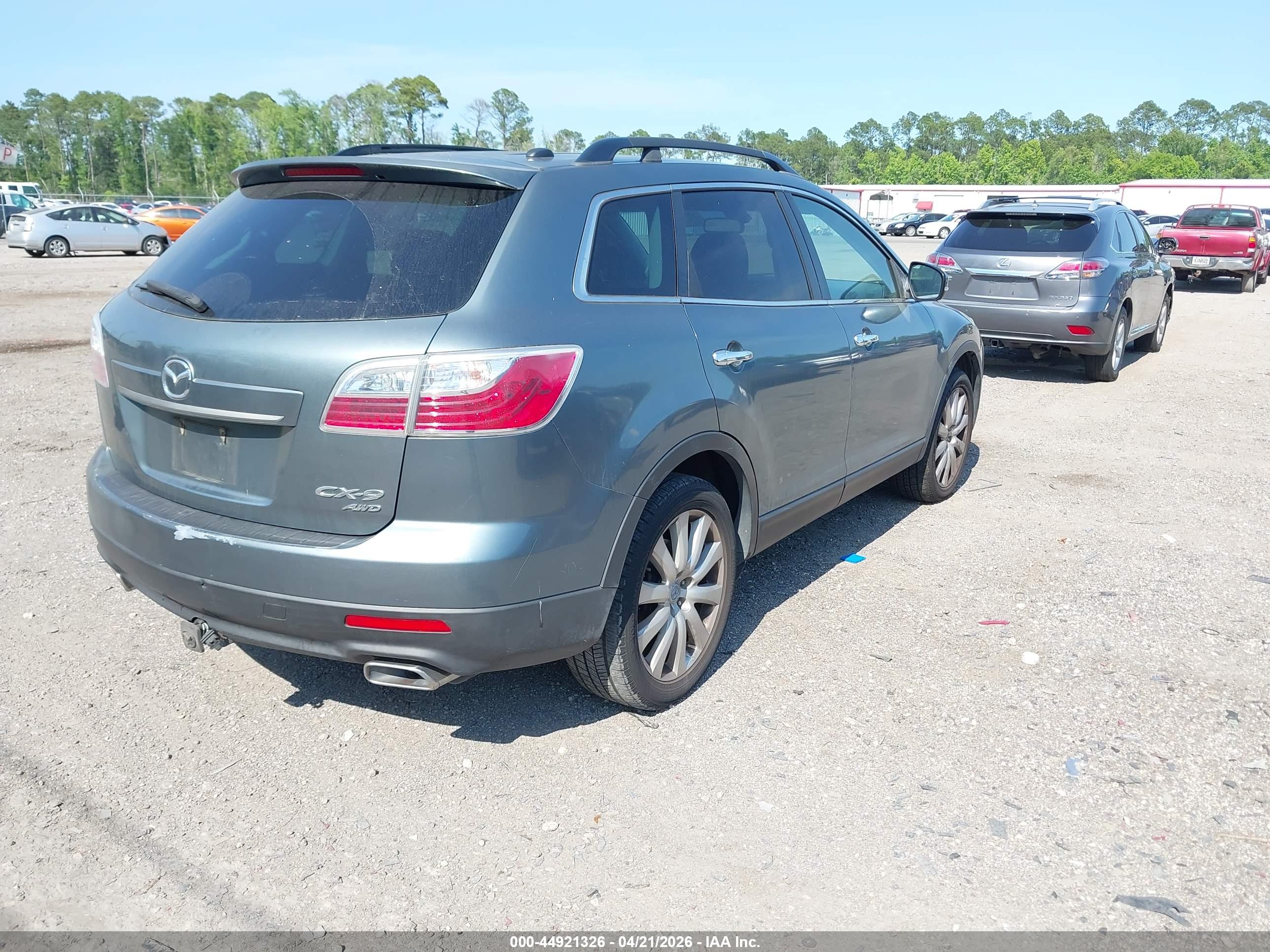MAZDA CX-9 image 4