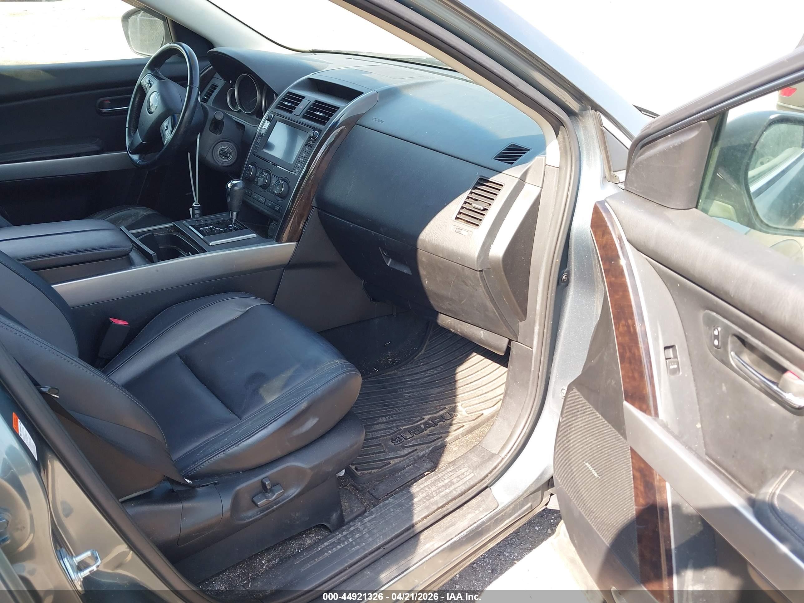 MAZDA CX-9 image 5