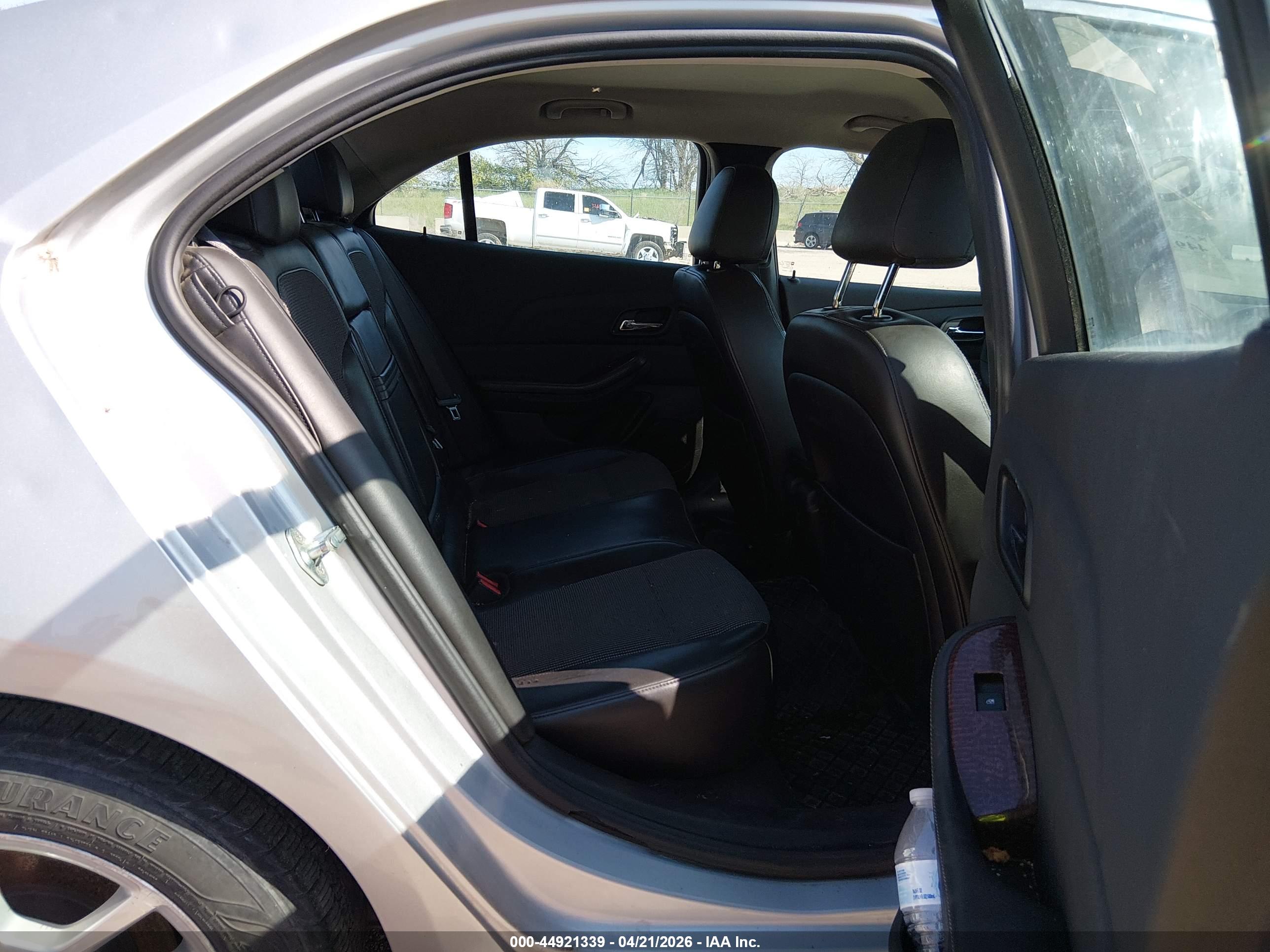 CHEVROLET MALIBU image 8