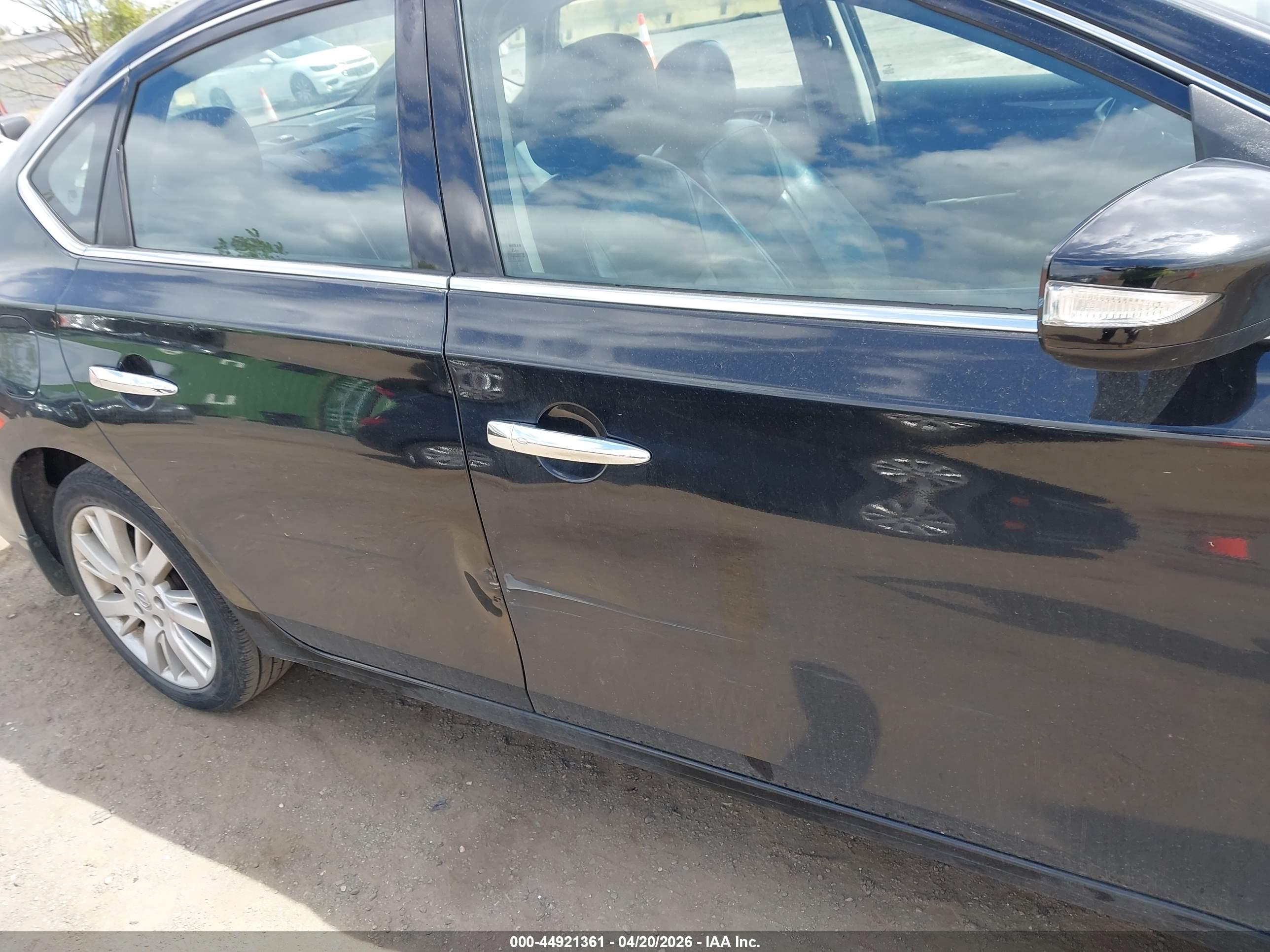 NISSAN SENTRA image 6