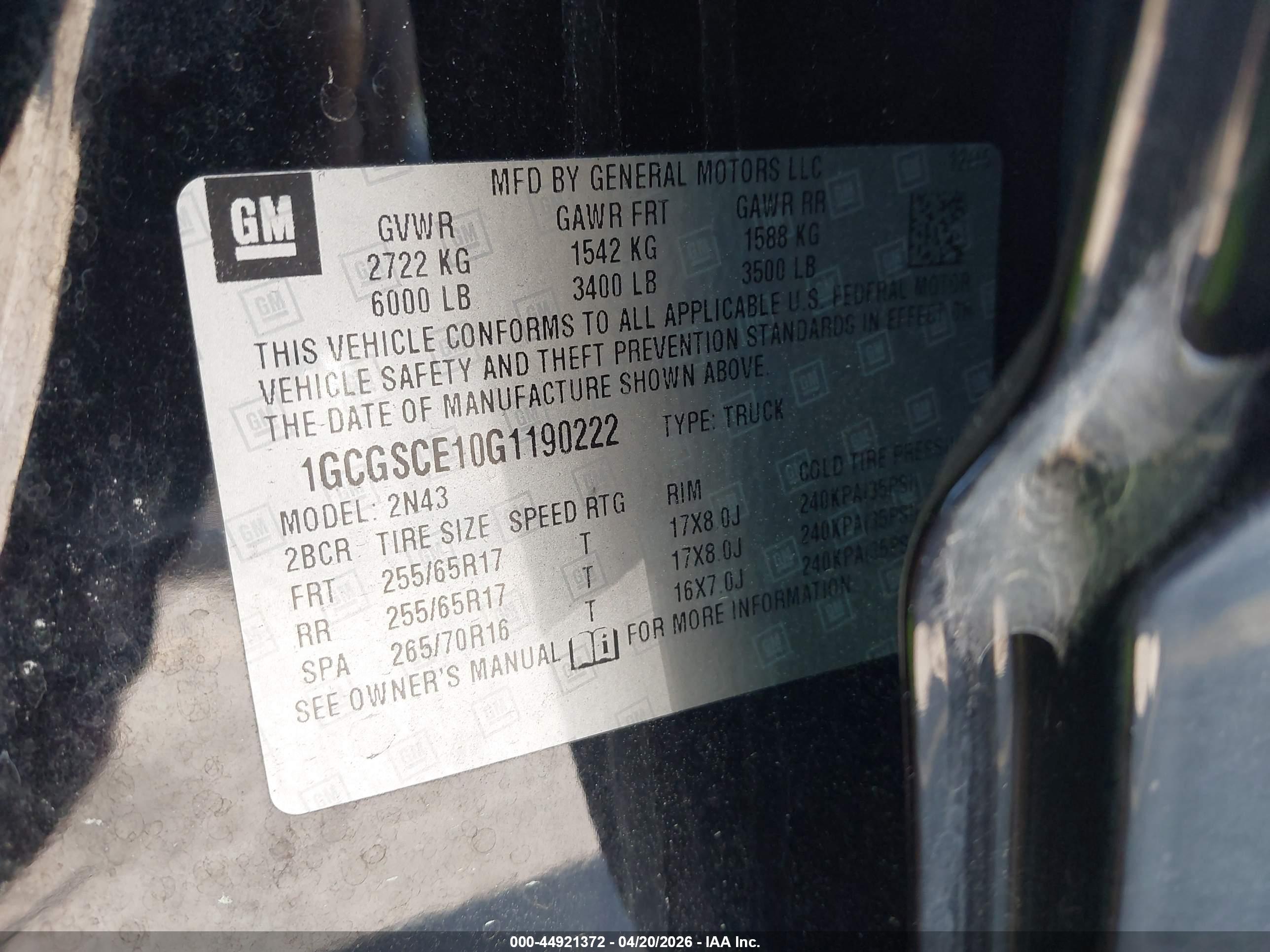 CHEVROLET COLORADO image 9