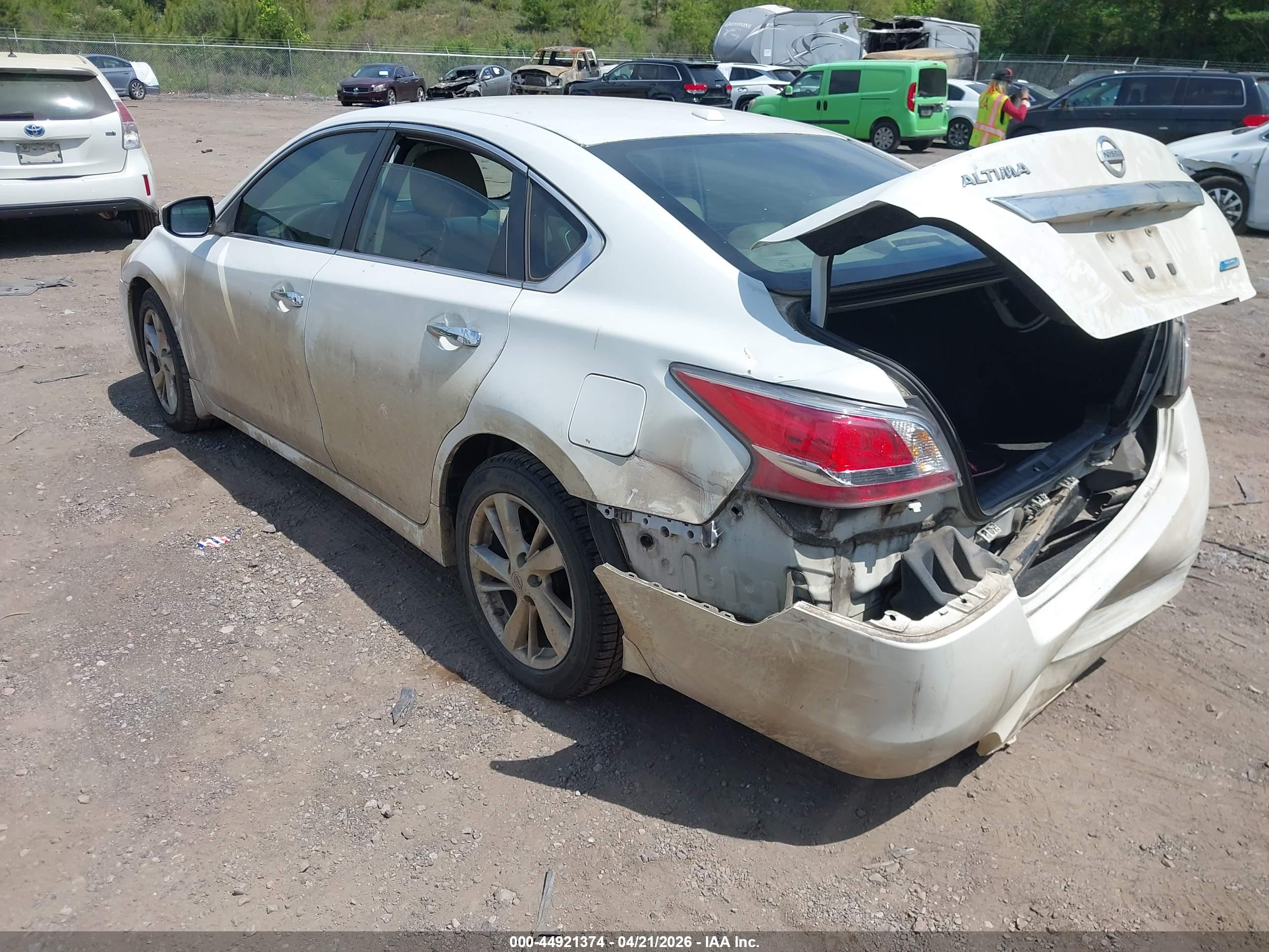 NISSAN ALTIMA image 3
