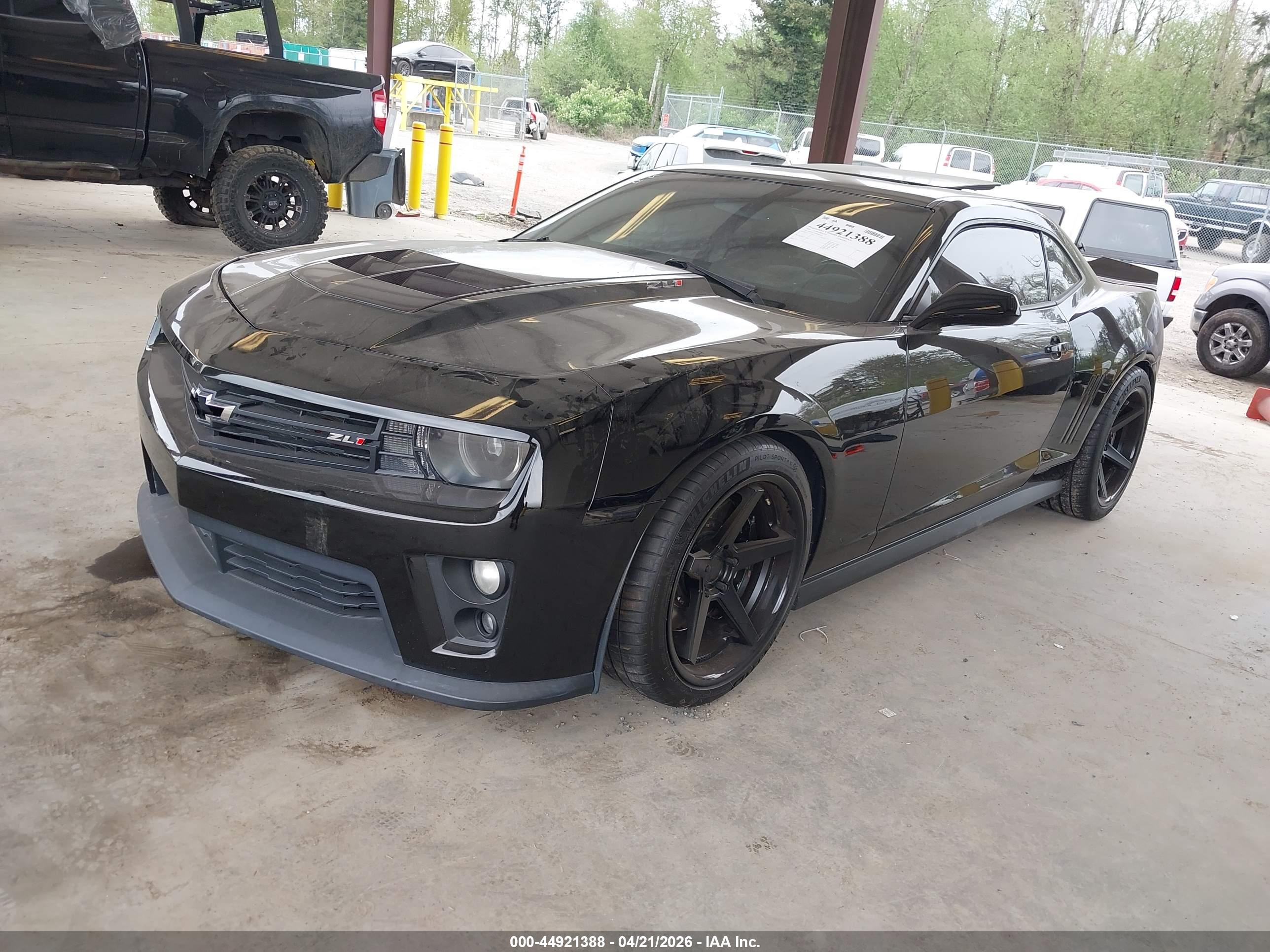 CHEVROLET CAMARO image 2