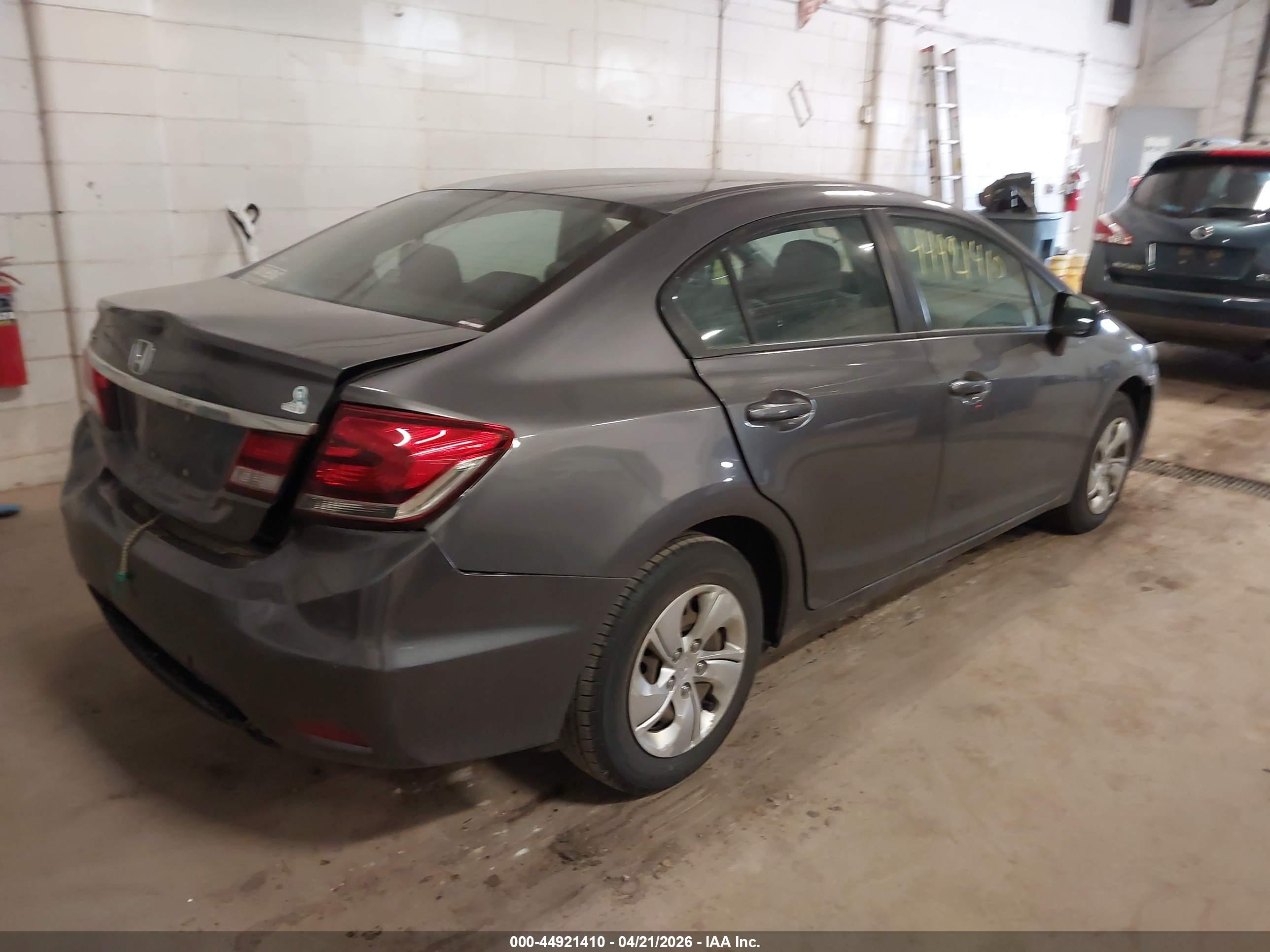 HONDA CIVIC image 4