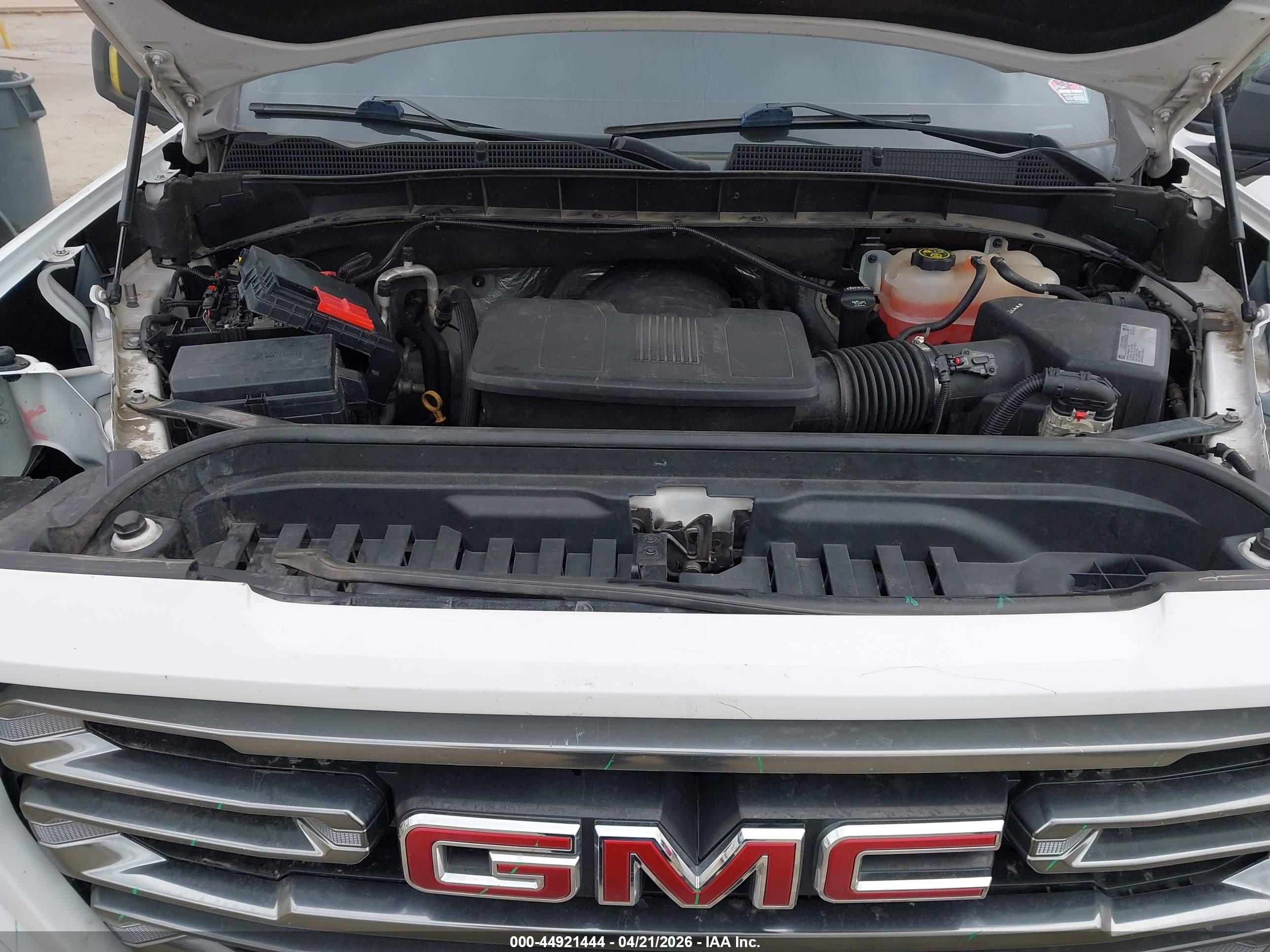 GMC SIERRA image 10