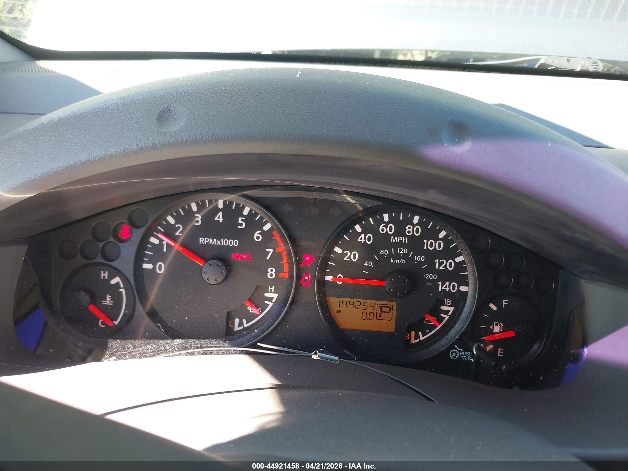 NISSAN FRONTIER image 7