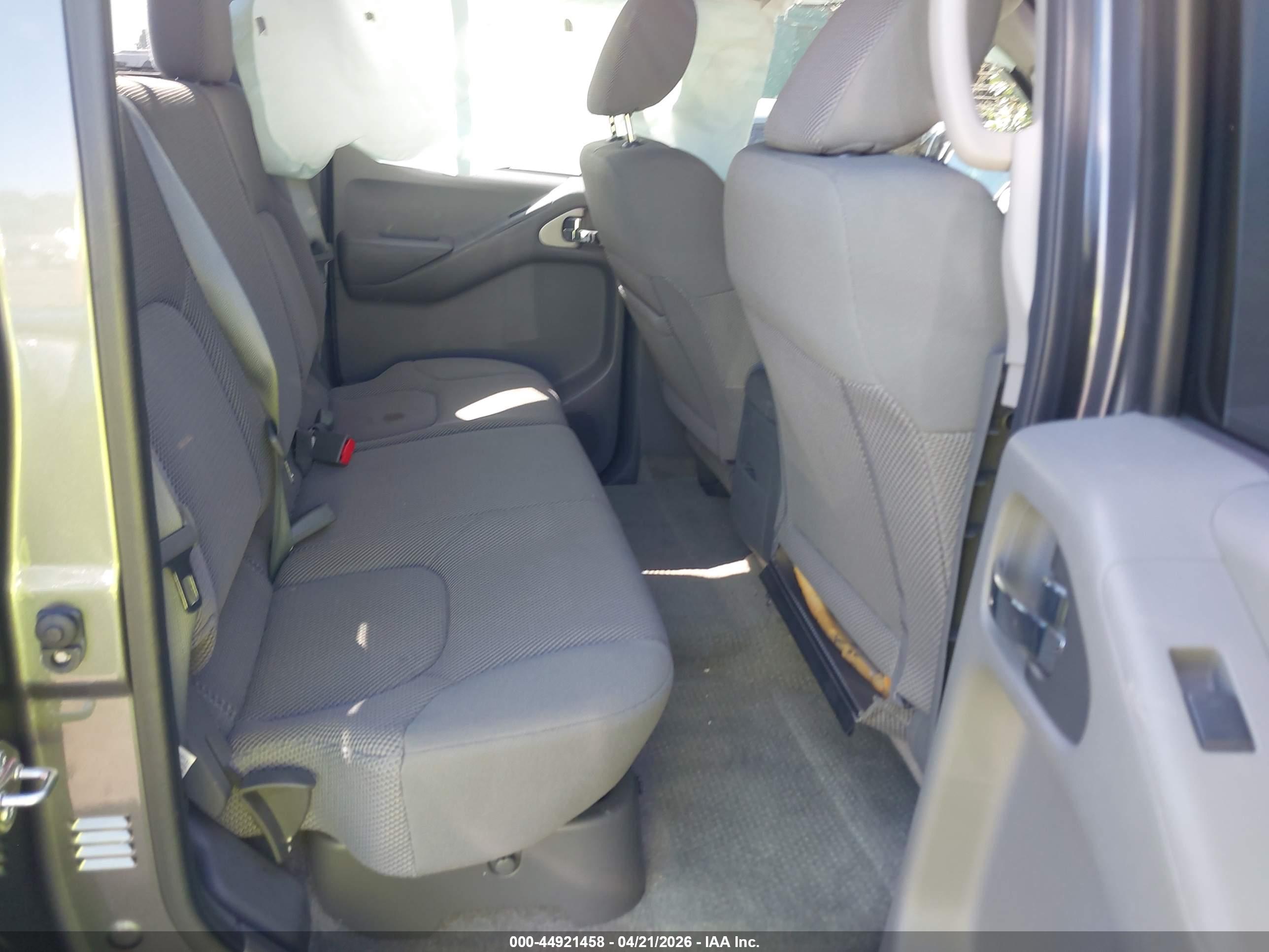 NISSAN FRONTIER image 8