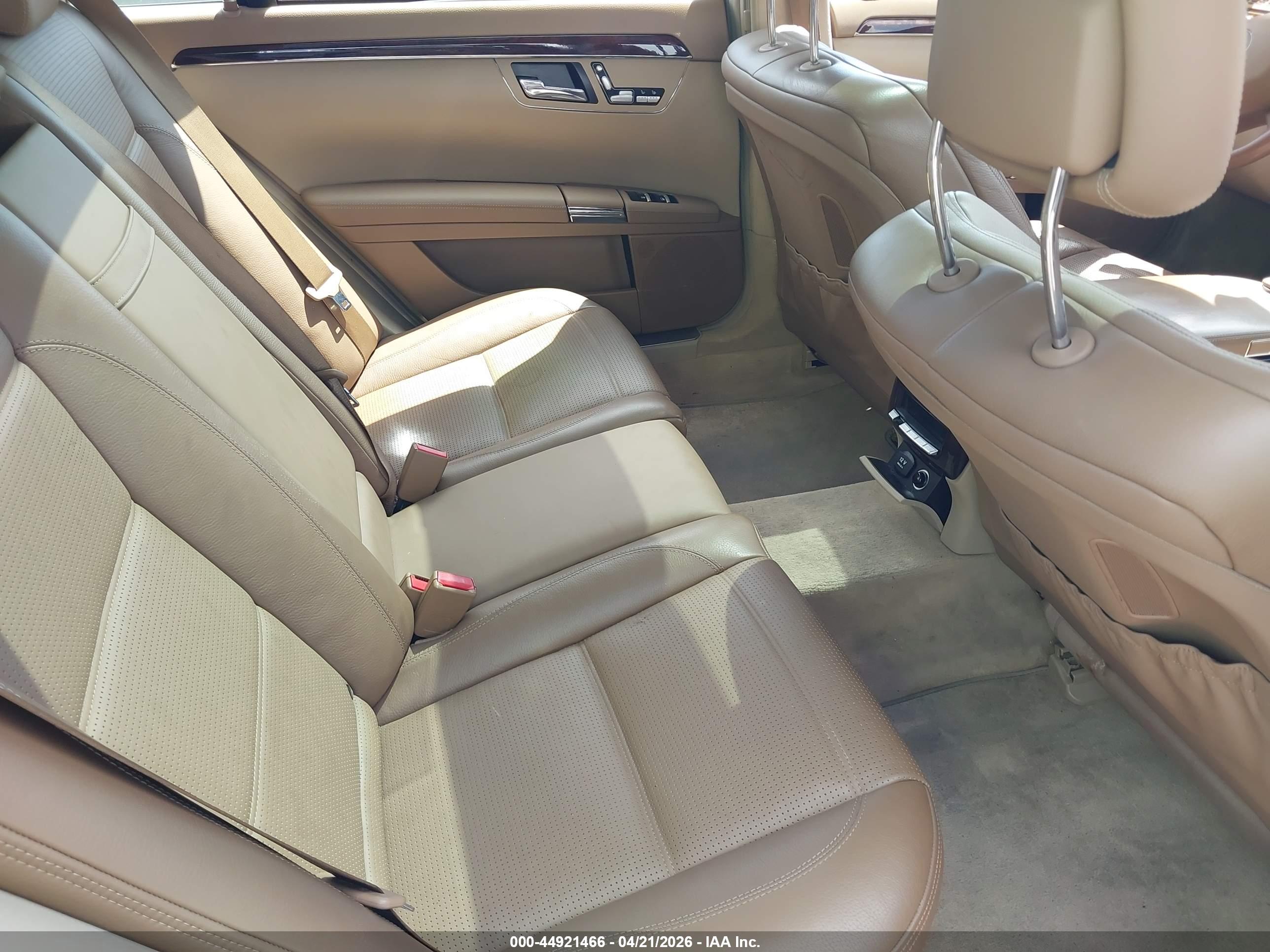 MERCEDES-BENZ S image 8