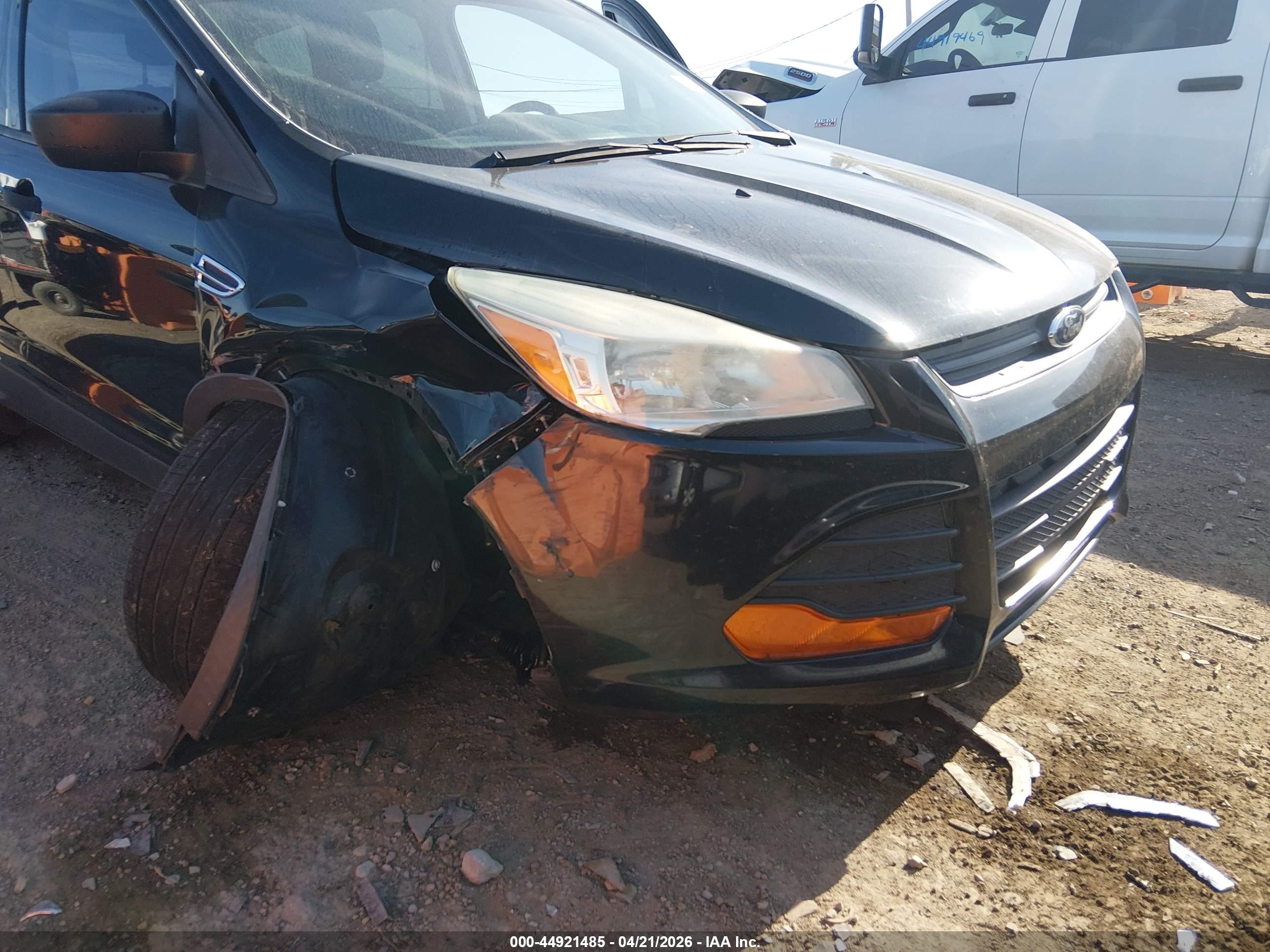 FORD ESCAPE image 6