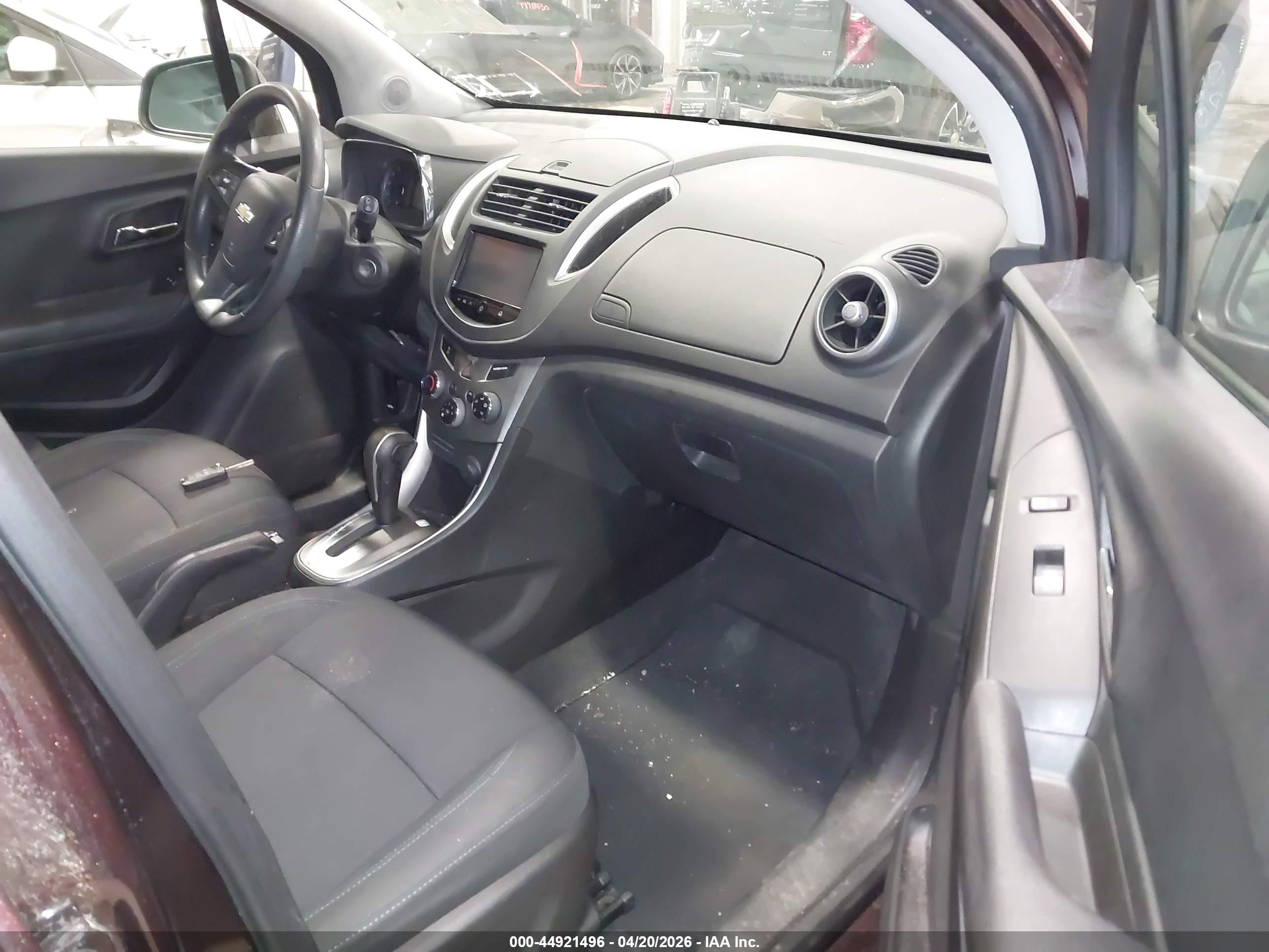 CHEVROLET TRAX image 5