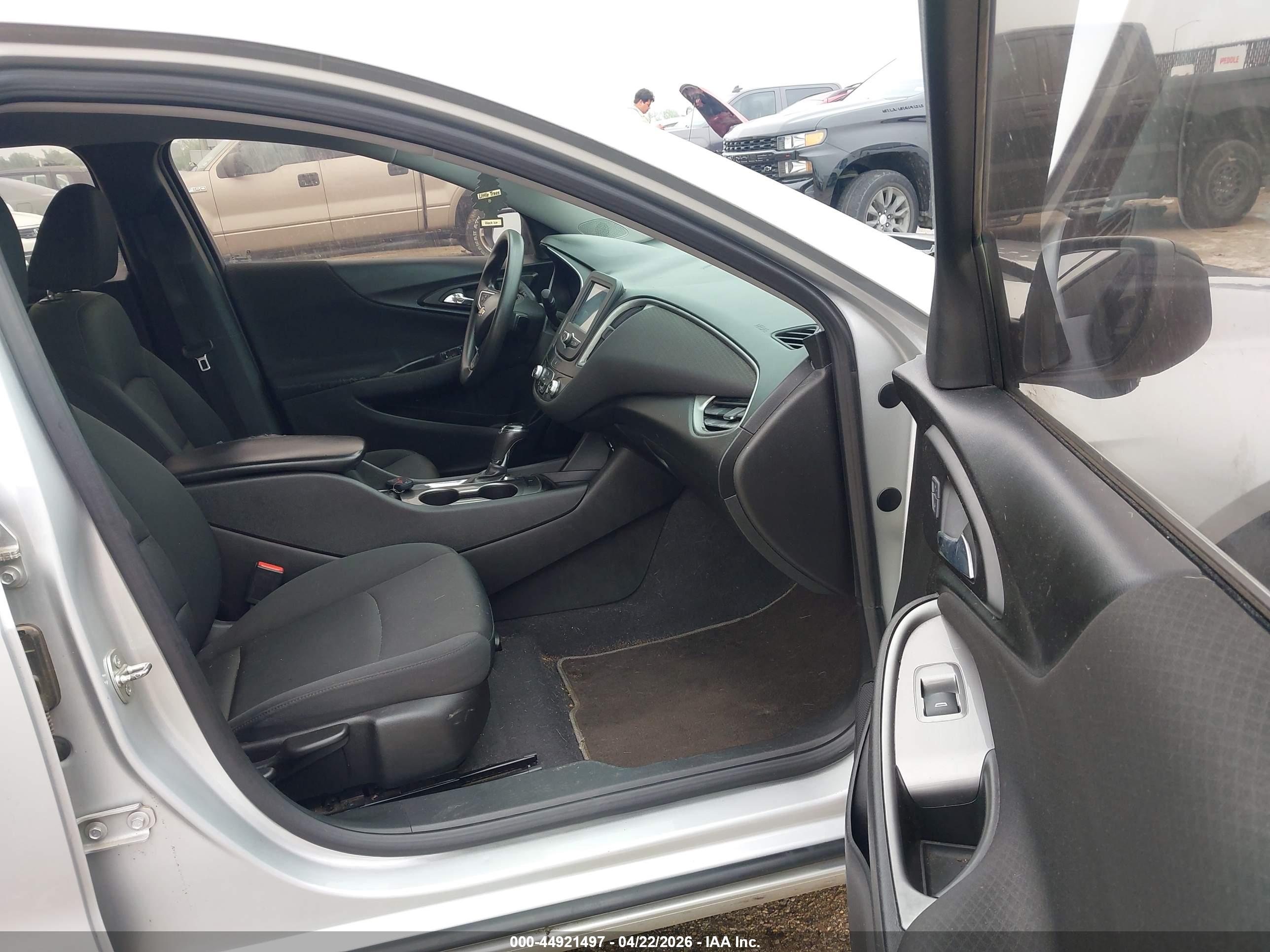 CHEVROLET MALIBU image 5