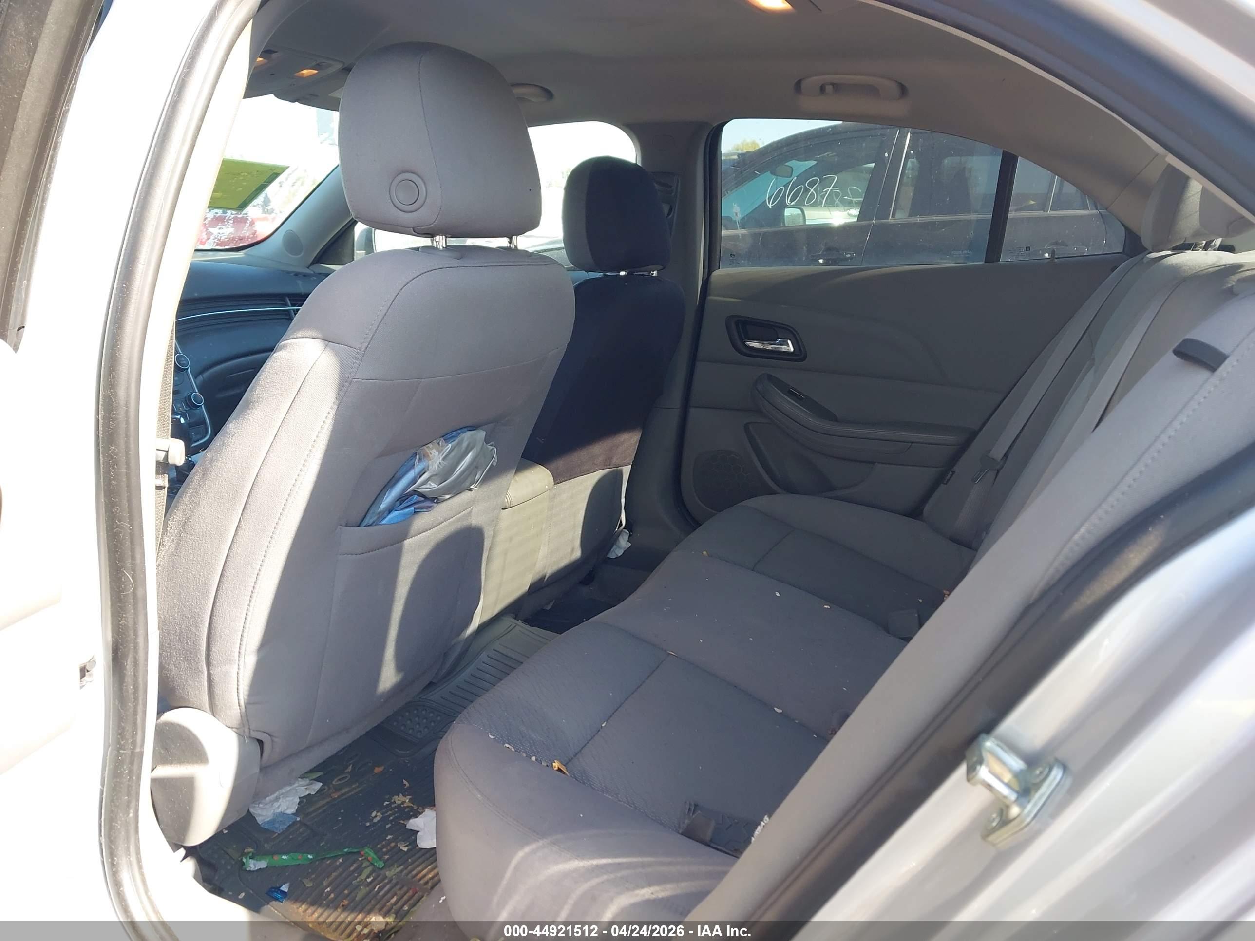 CHEVROLET MALIBU image 8