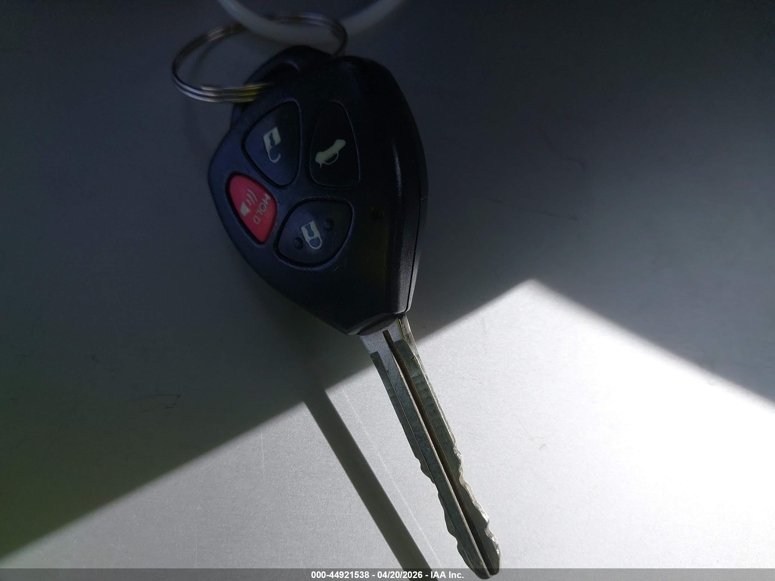 TOYOTA COROLLA image 11