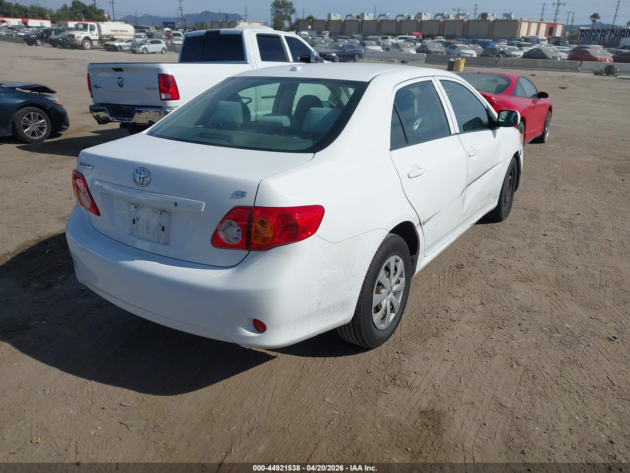 TOYOTA COROLLA image 4