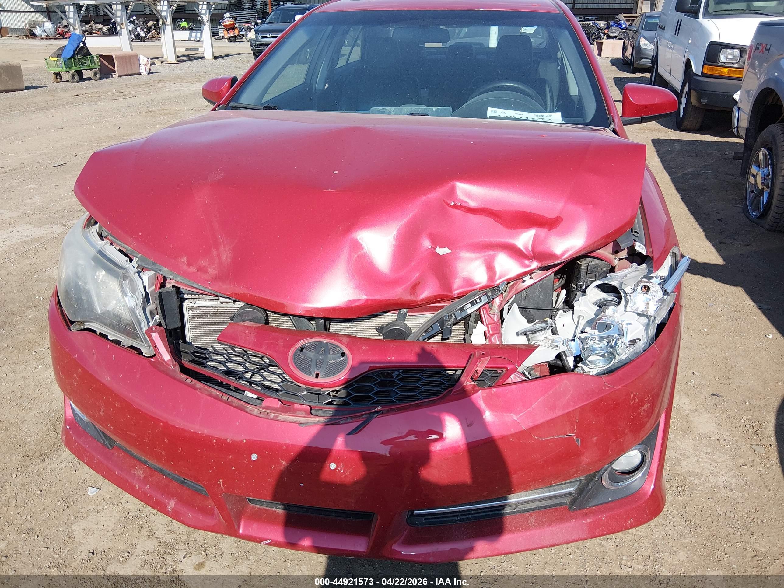 TOYOTA CAMRY image 6