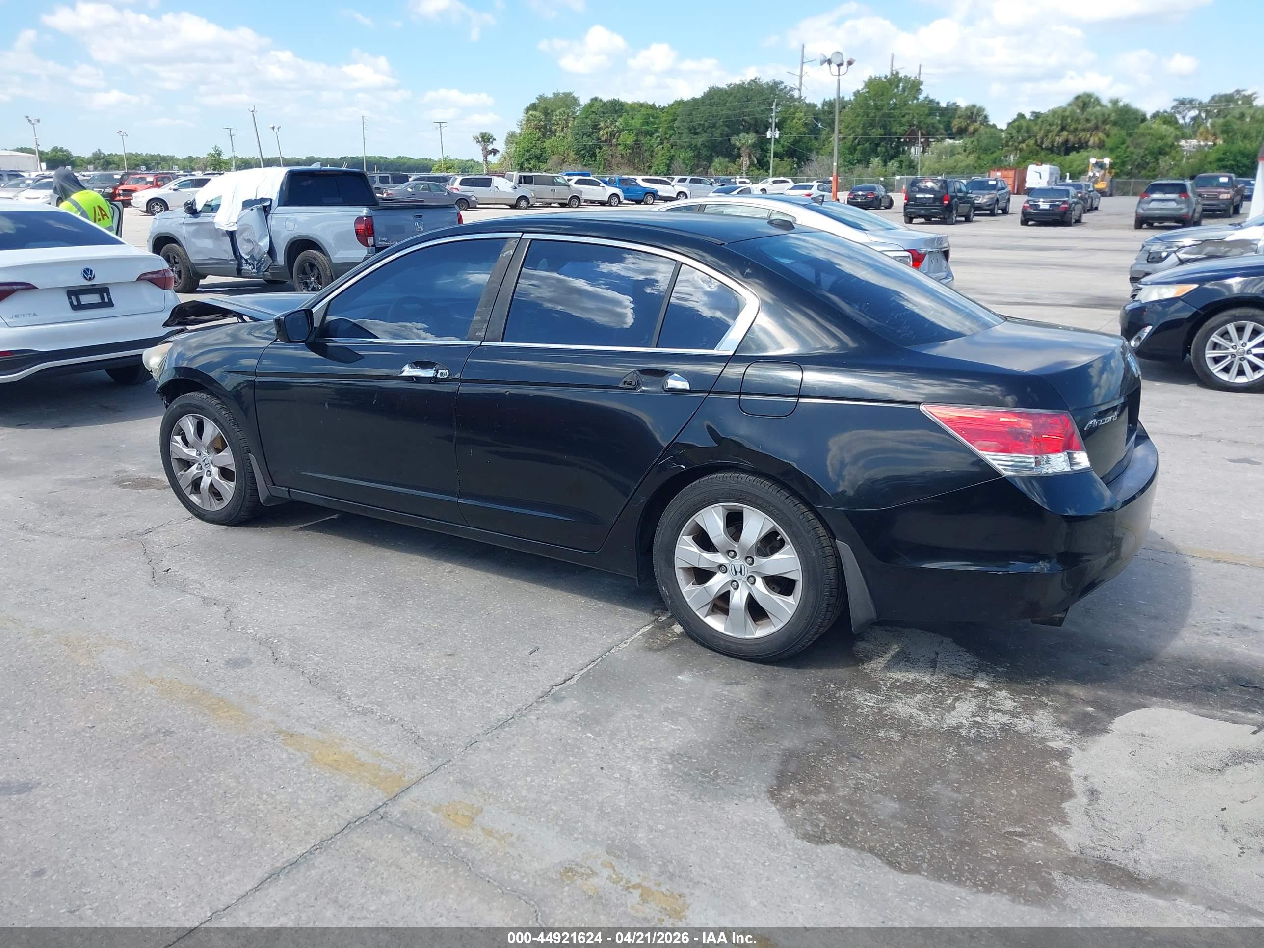 HONDA ACCORD image 3
