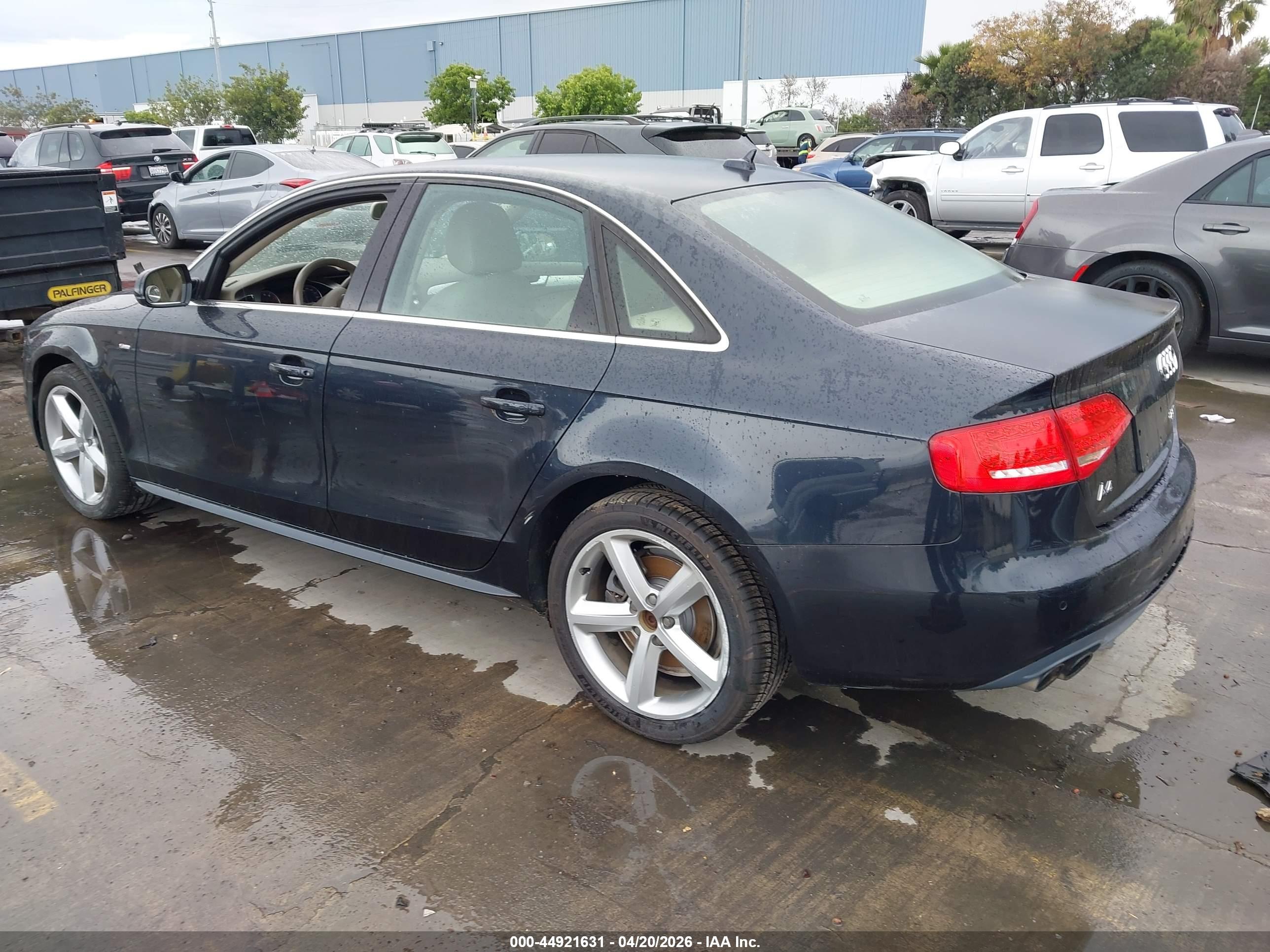 AUDI A4 image 3