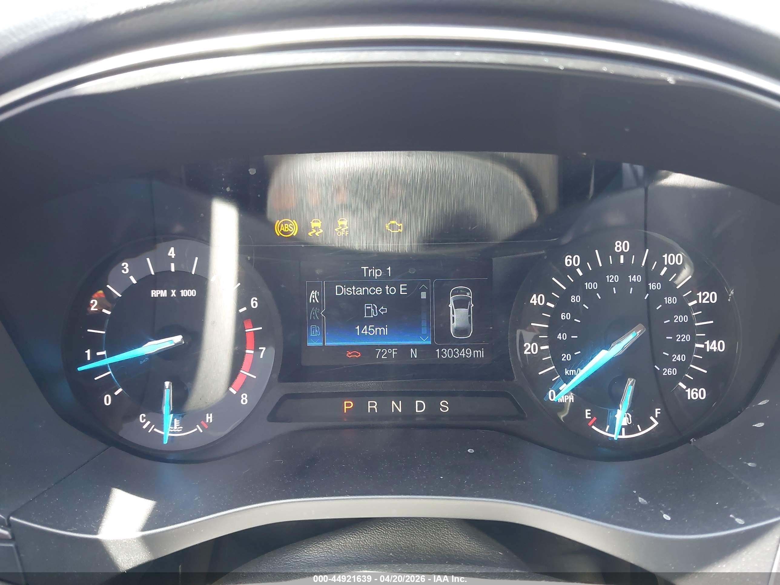 FORD FUSION image 7