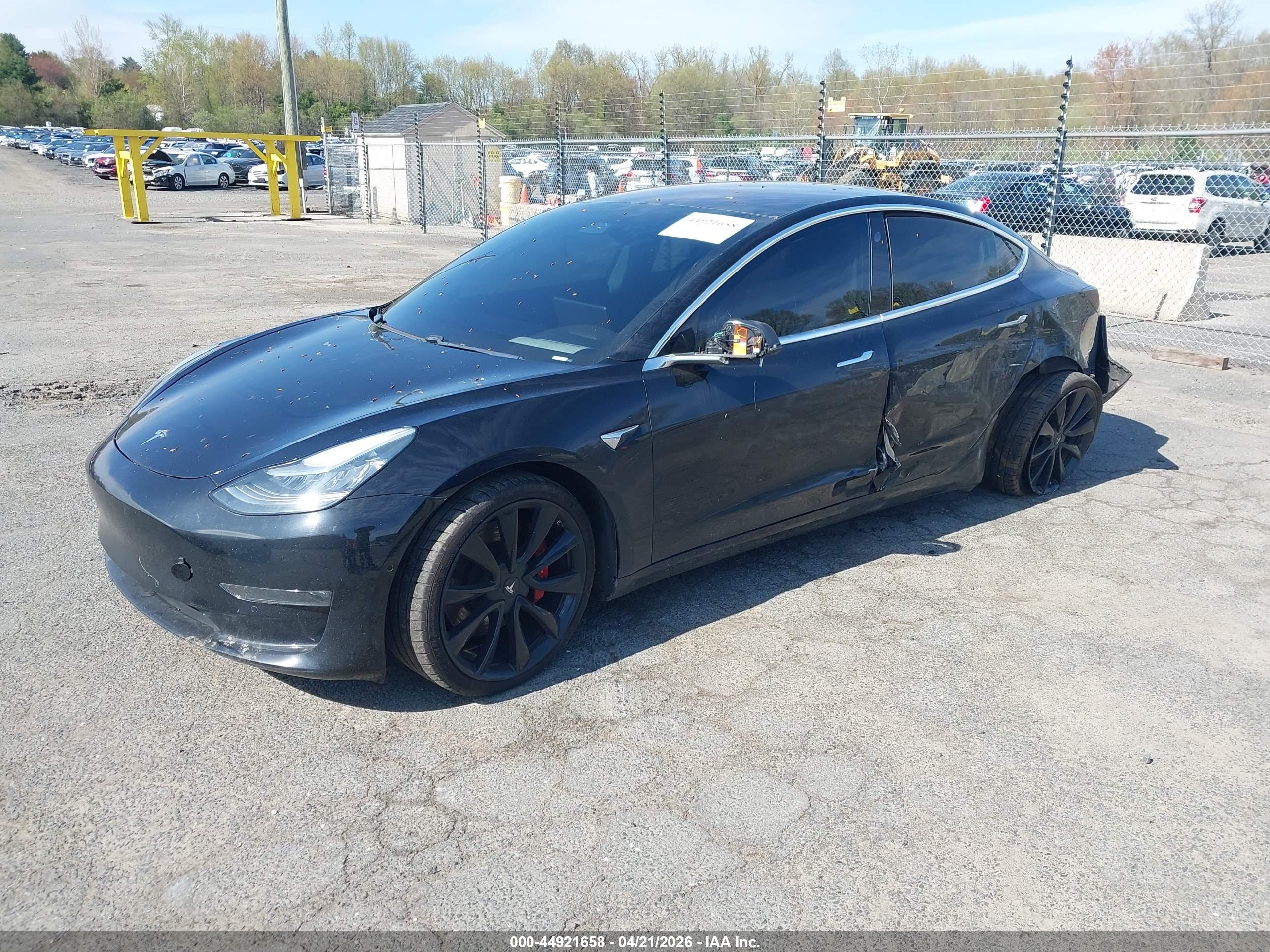 TESLA MODEL image 2